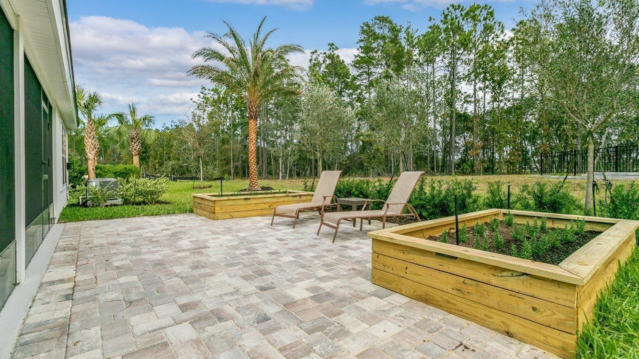 Image 25 of 38 For 33 Green Circle