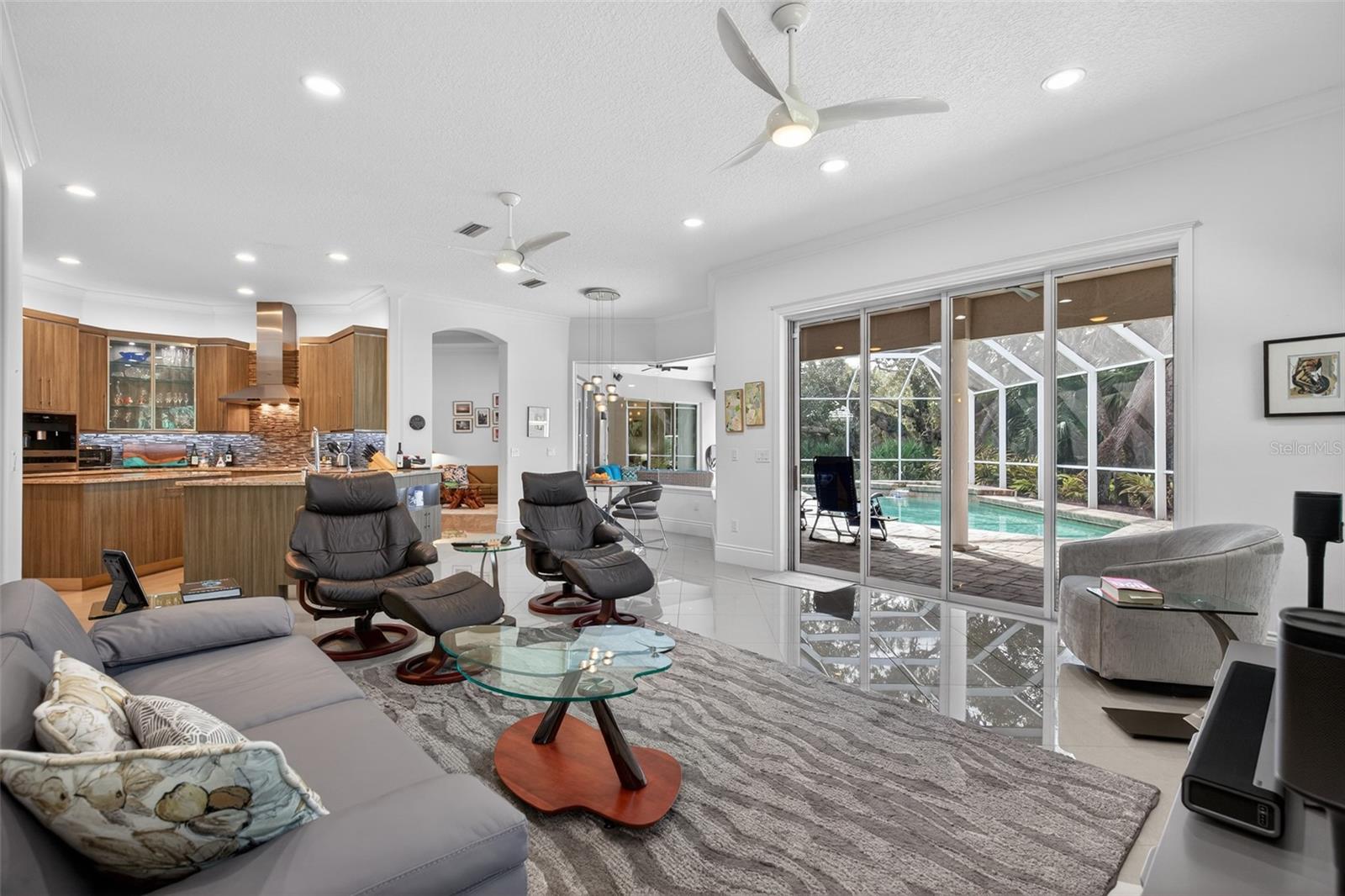 Image 19 of 79 For 5 Avenue Monet