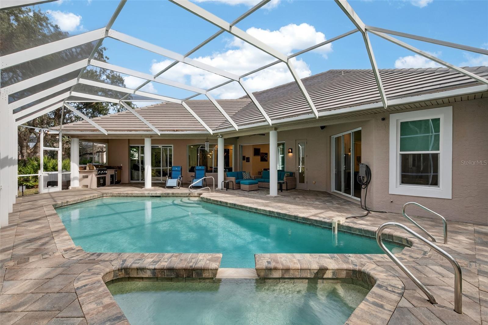 Image 25 of 79 For 5 Avenue Monet