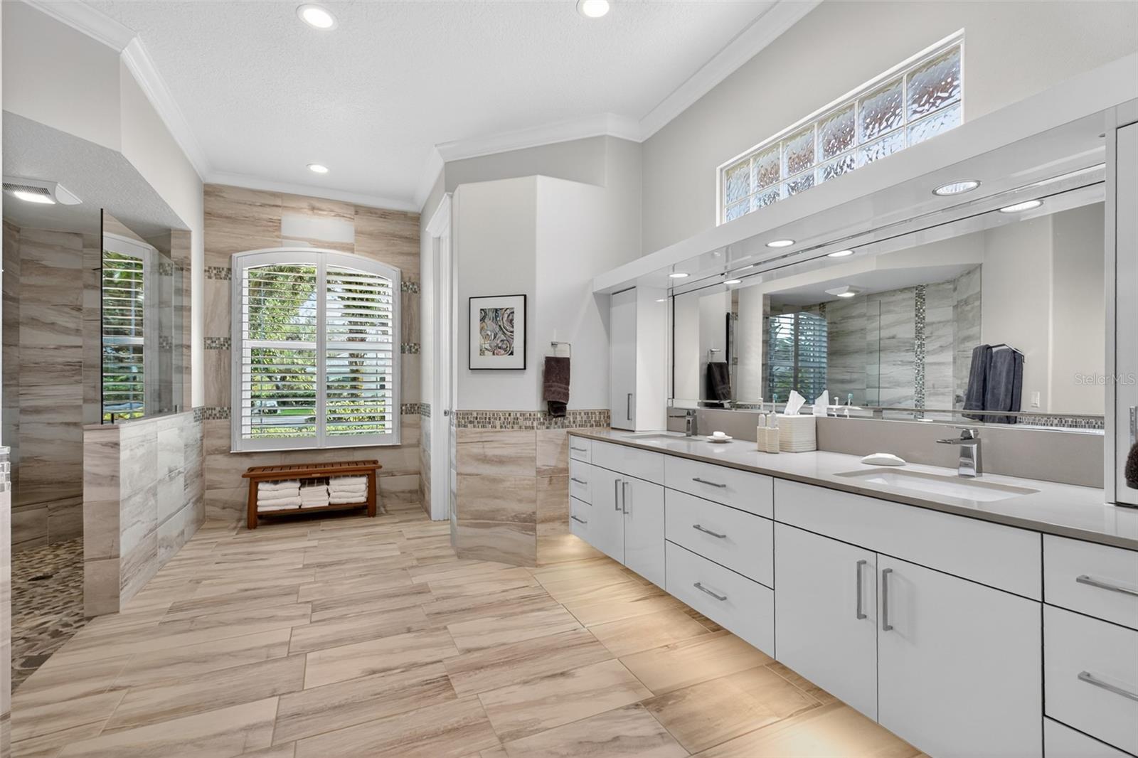 Image 31 of 79 For 5 Avenue Monet