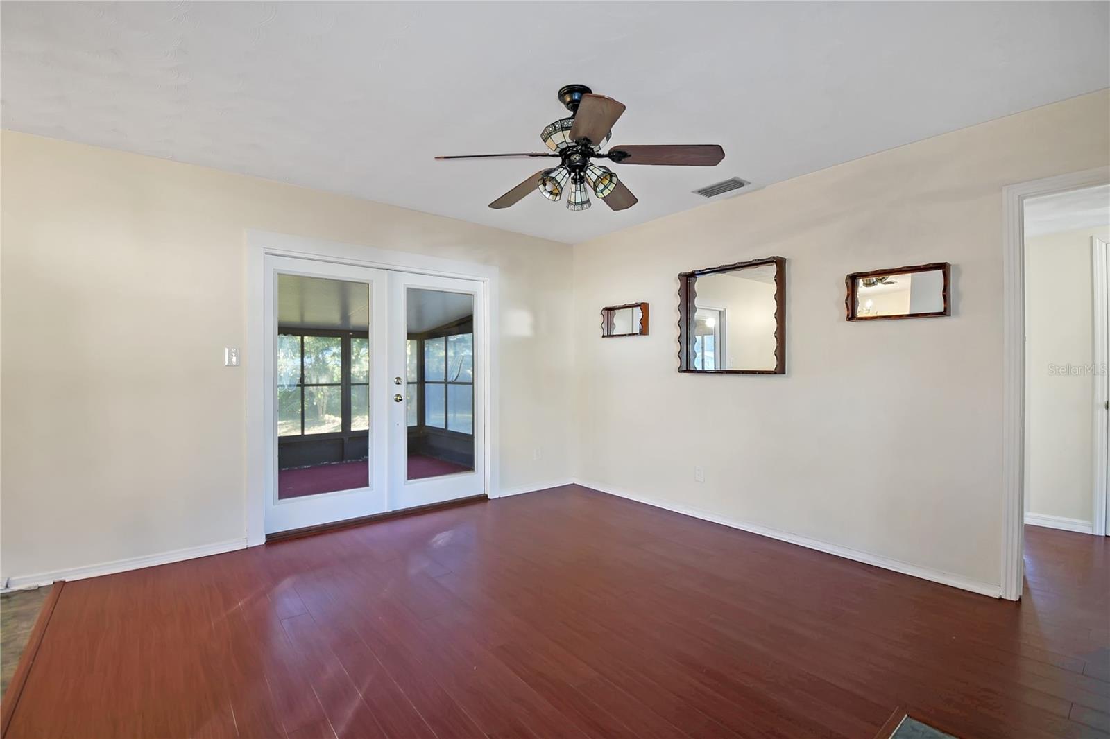 Image 8 of 29 For 1064 Hibiscus Street