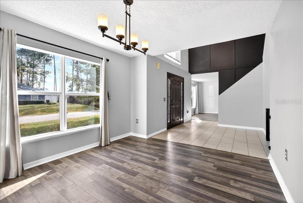 Image 16 of 57 For 55 Bainbridge Drive