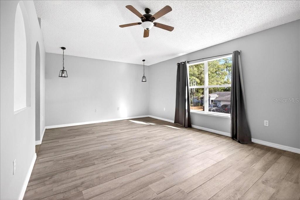 Image 26 of 57 For 55 Bainbridge Drive