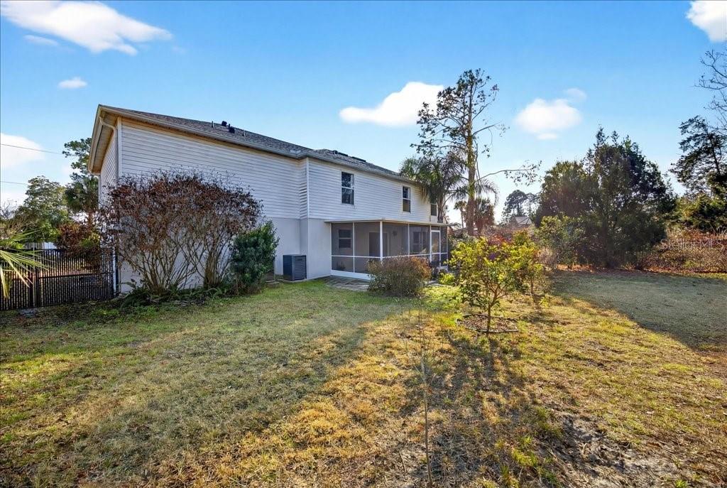 Image 33 of 57 For 55 Bainbridge Drive