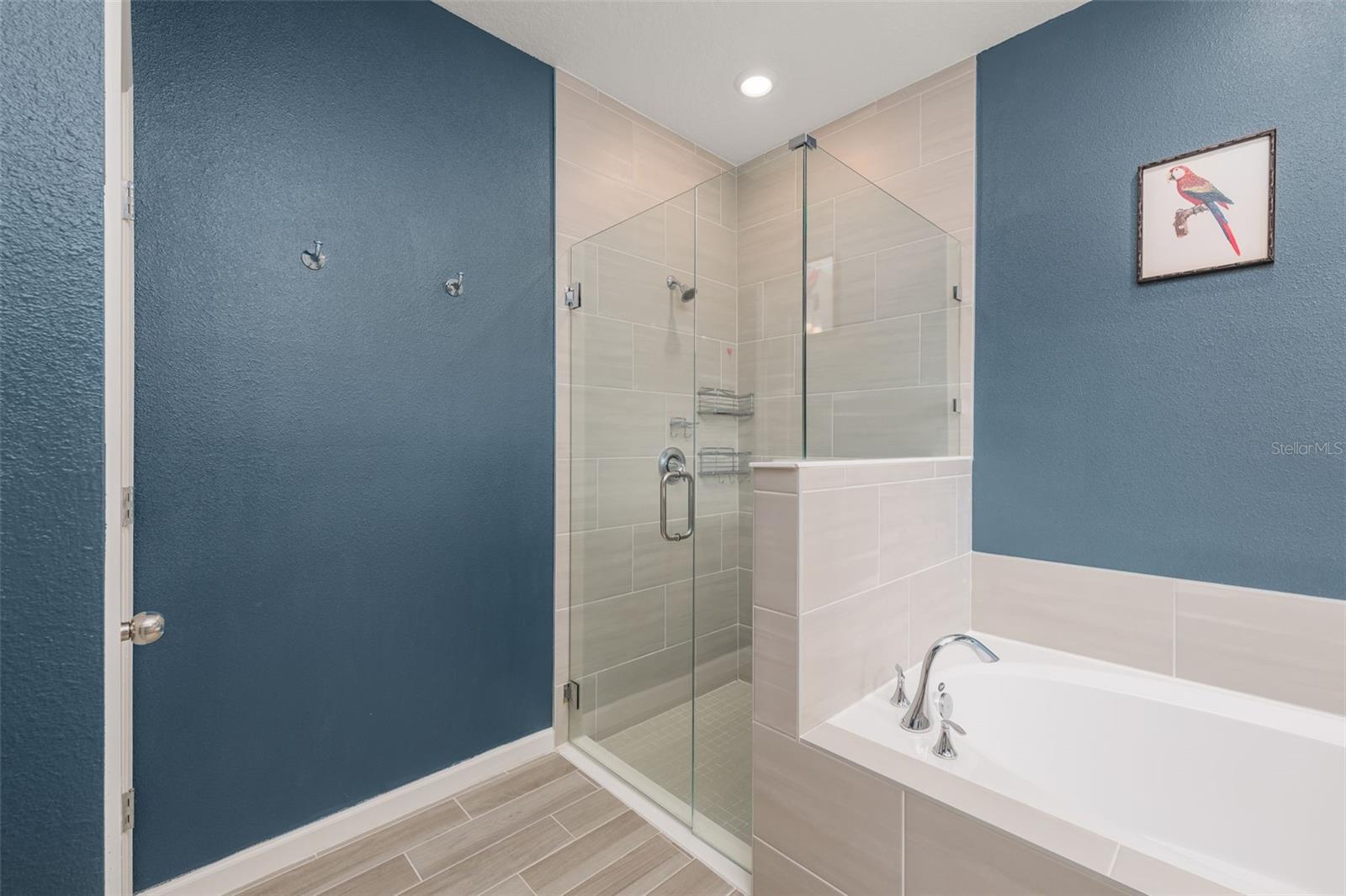 Listing photo id 19 for 28 Seasons Court