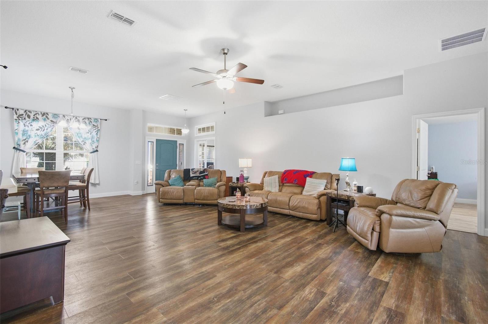 Image 15 of 56 For 4 Seaton Valley Path