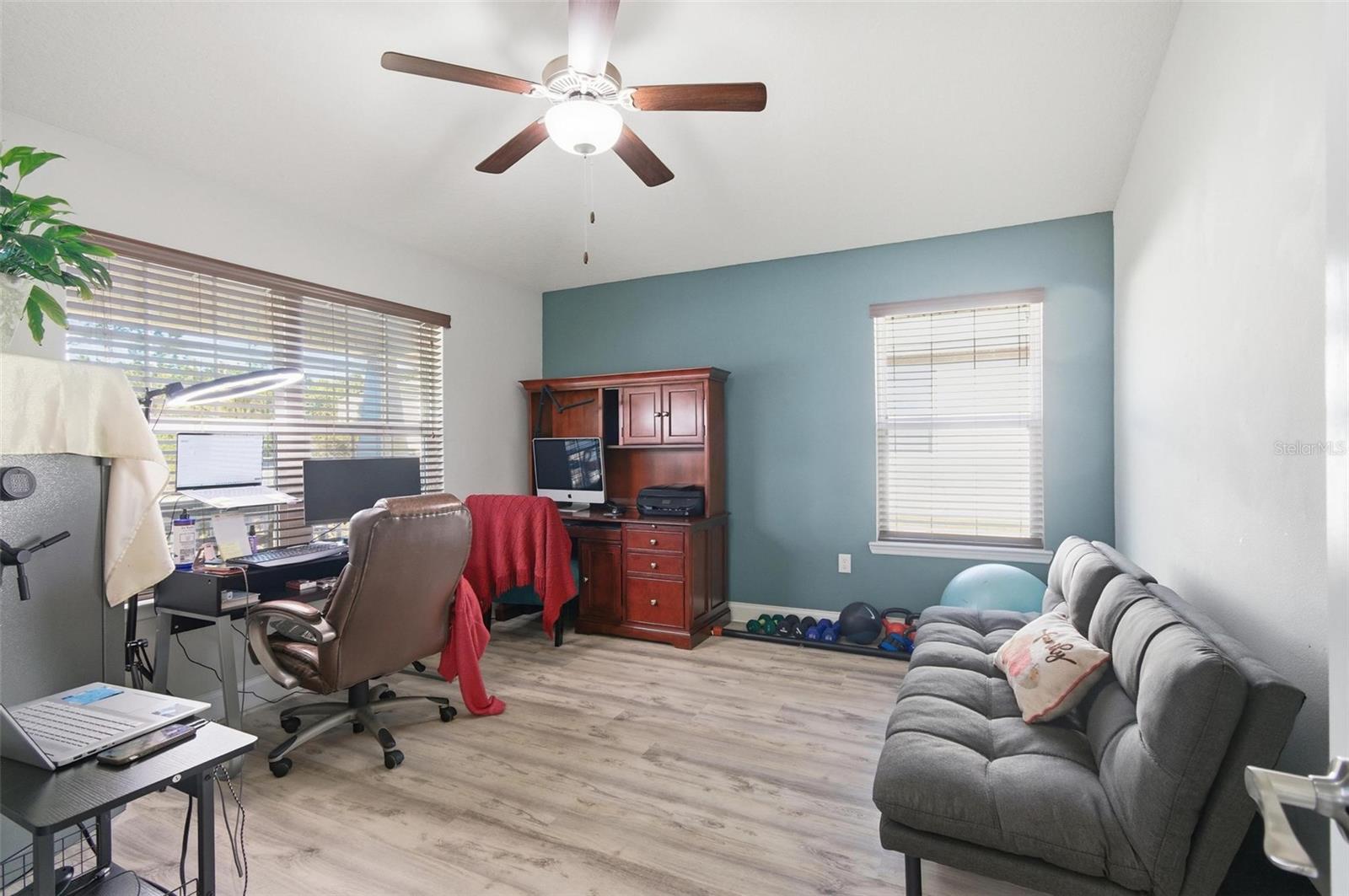 Image 16 of 56 For 4 Seaton Valley Path