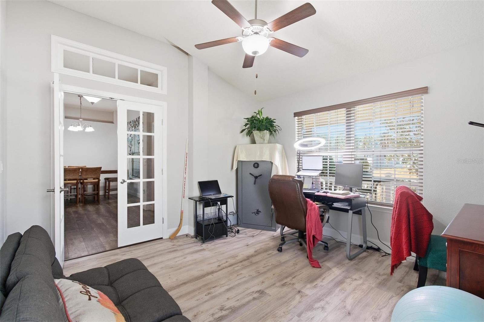 Image 17 of 56 For 4 Seaton Valley Path