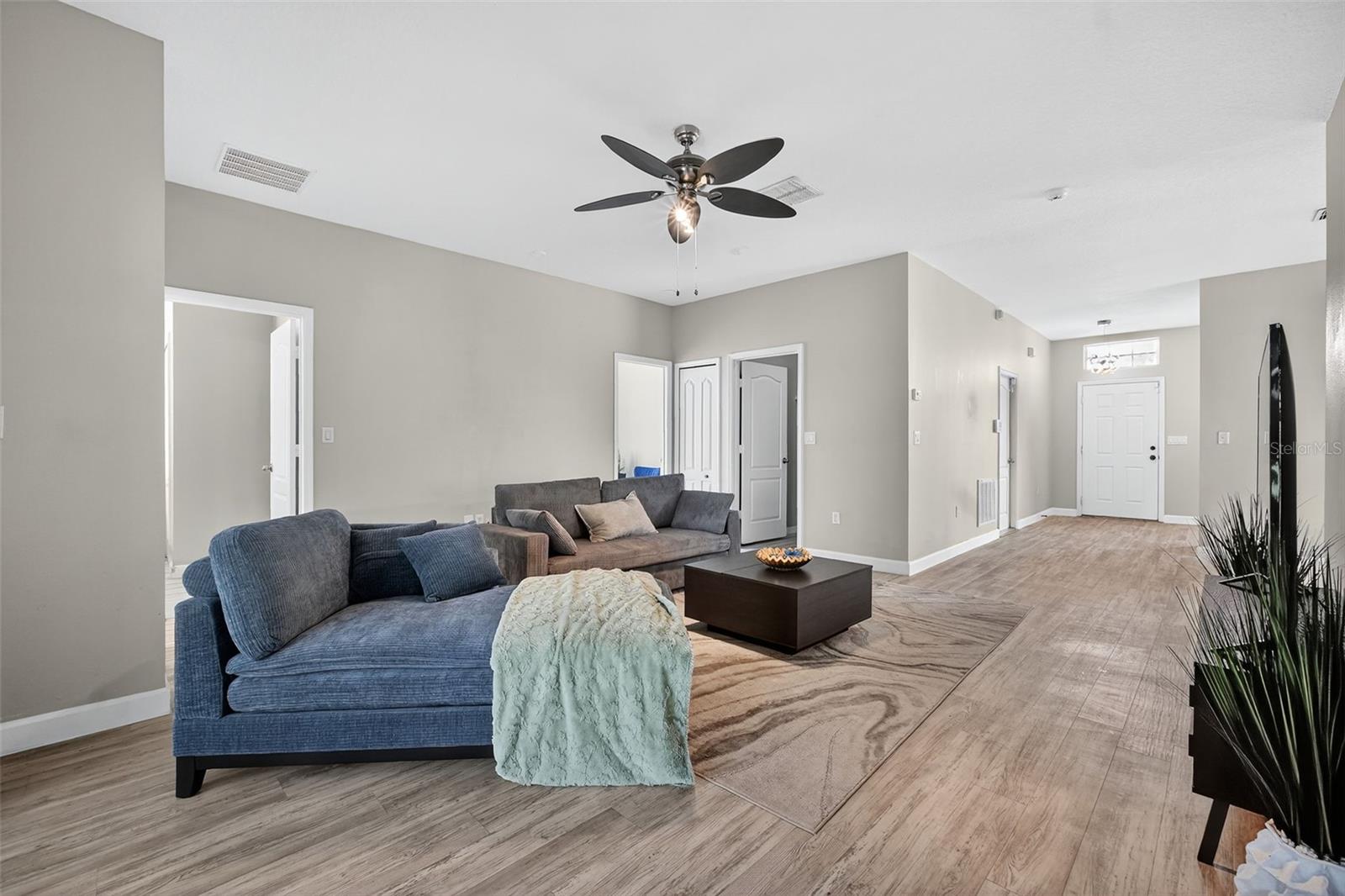 Image 14 of 43 For 5037 Shale Ridge Trail