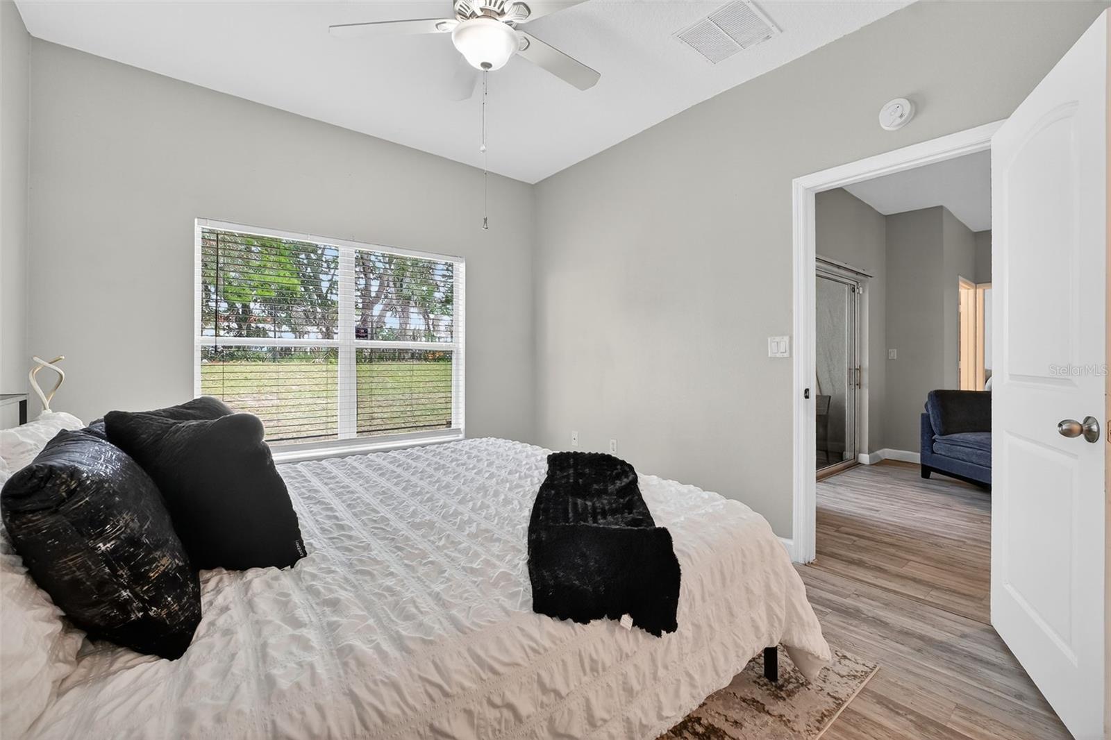 Image 19 of 43 For 5037 Shale Ridge Trail