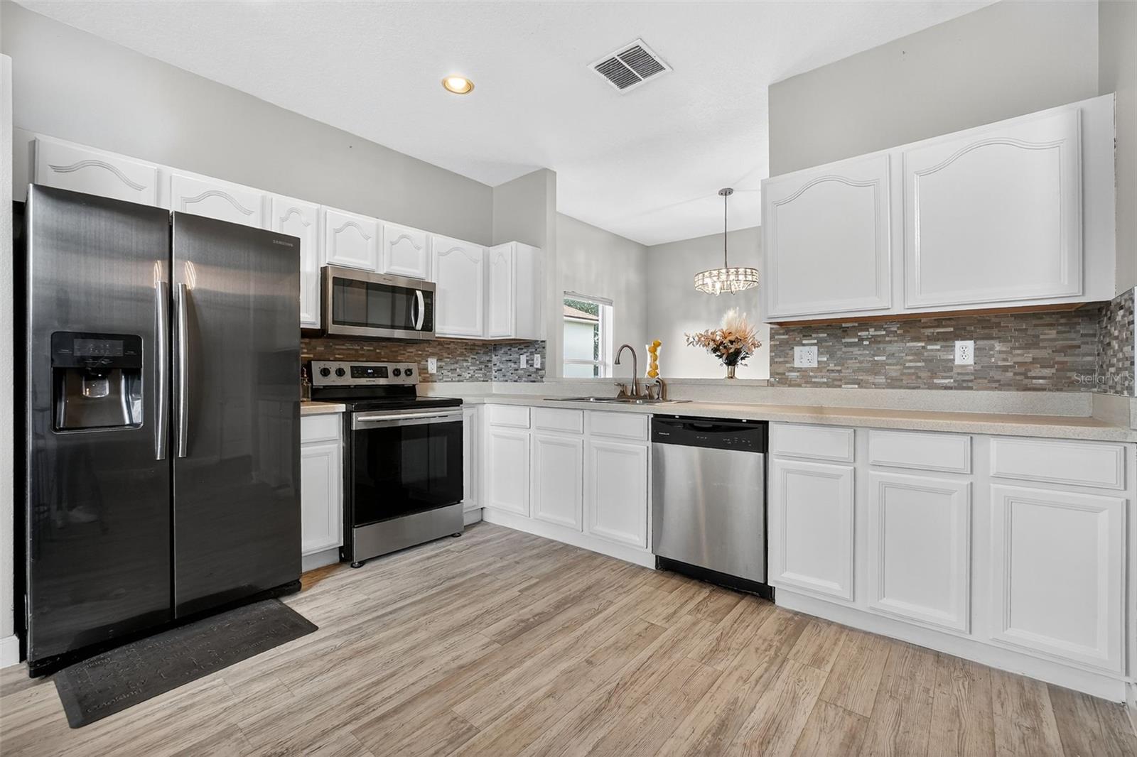 Image 5 of 43 For 5037 Shale Ridge Trail