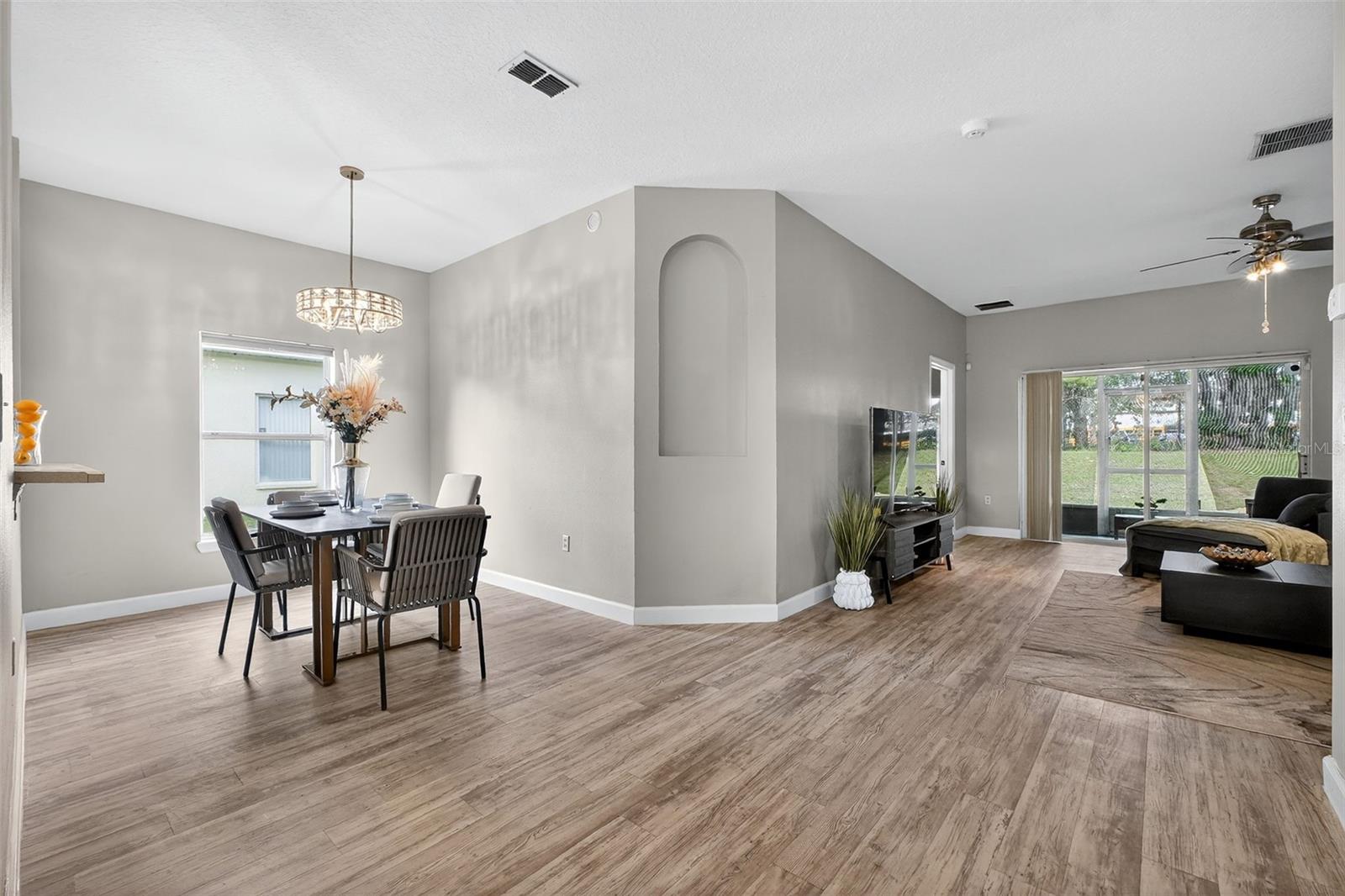 Image 8 of 43 For 5037 Shale Ridge Trail