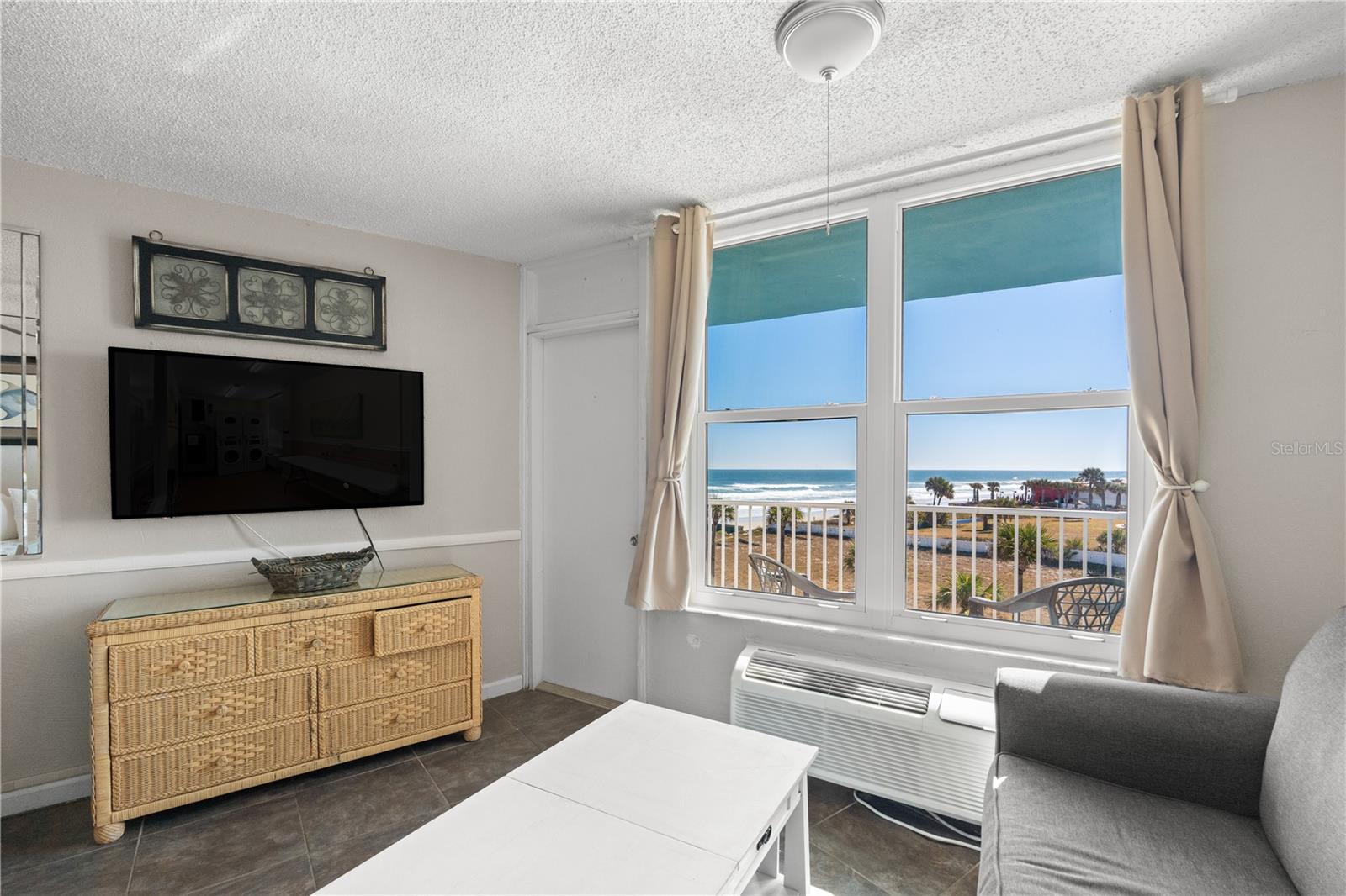 Image 45 of 69 For 313 Atlantic Avenue 4250