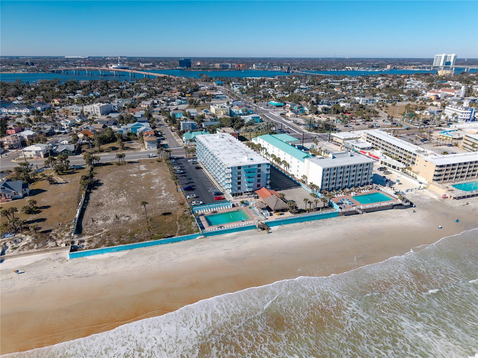 Image 6 of 69 For 313 Atlantic Avenue 4250