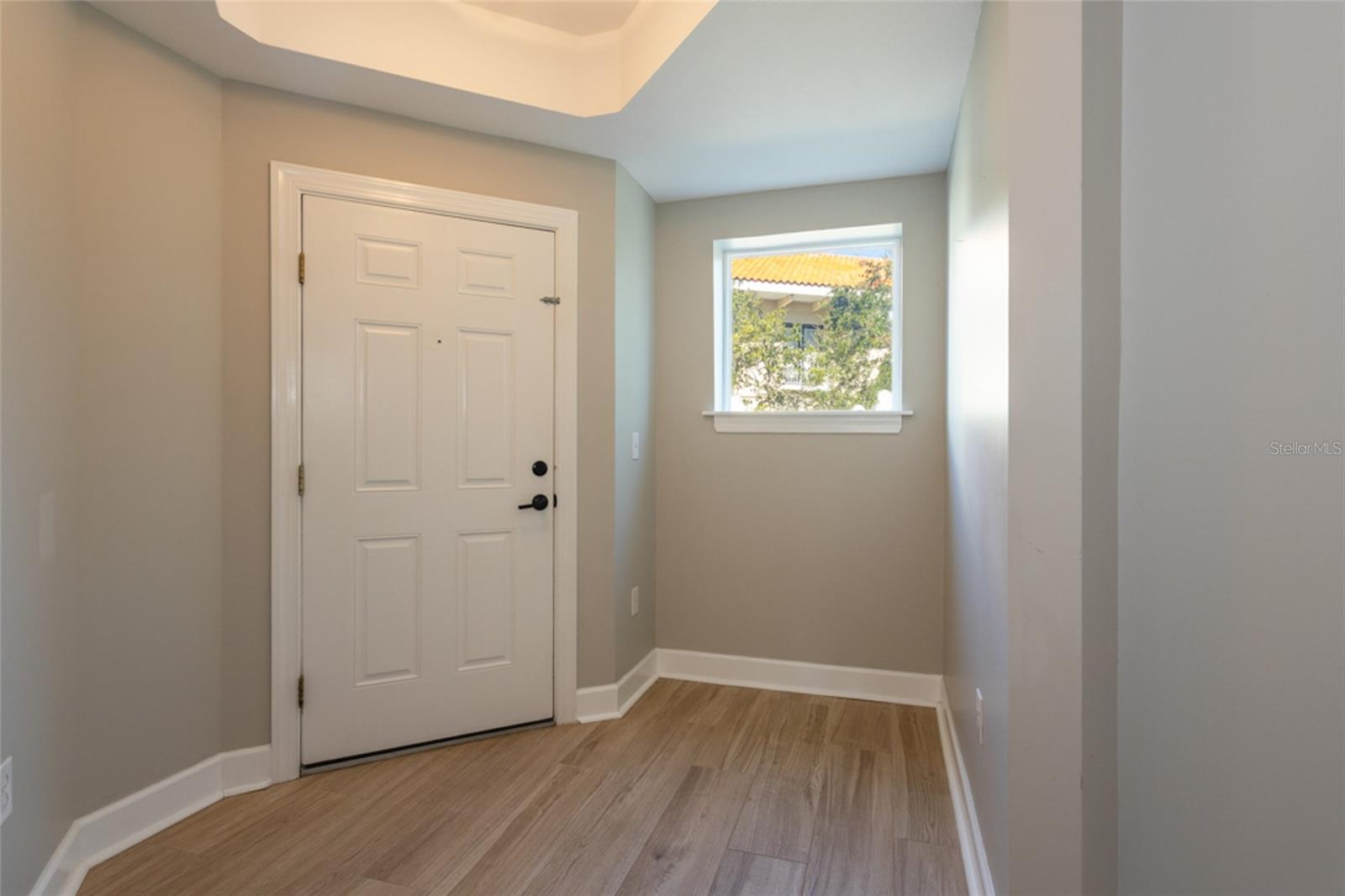 Image 13 of 53 For 300 Bella Harbor Court 101