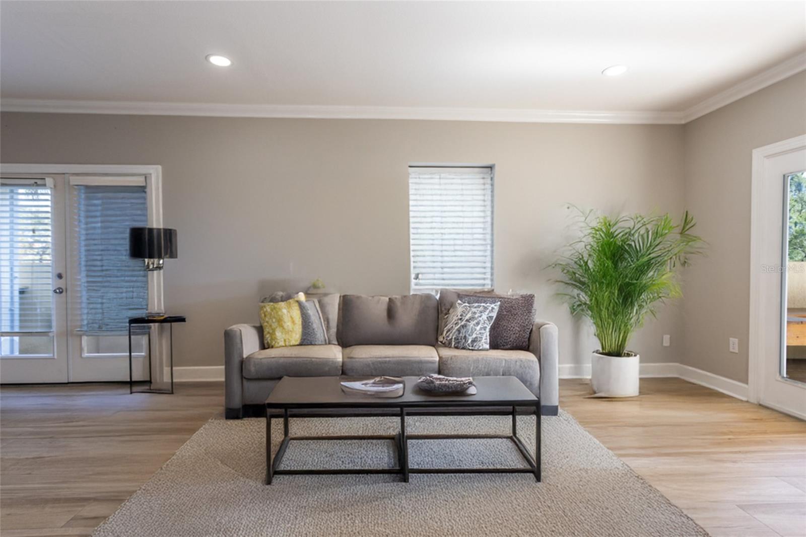 Image 19 of 53 For 300 Bella Harbor Court 101