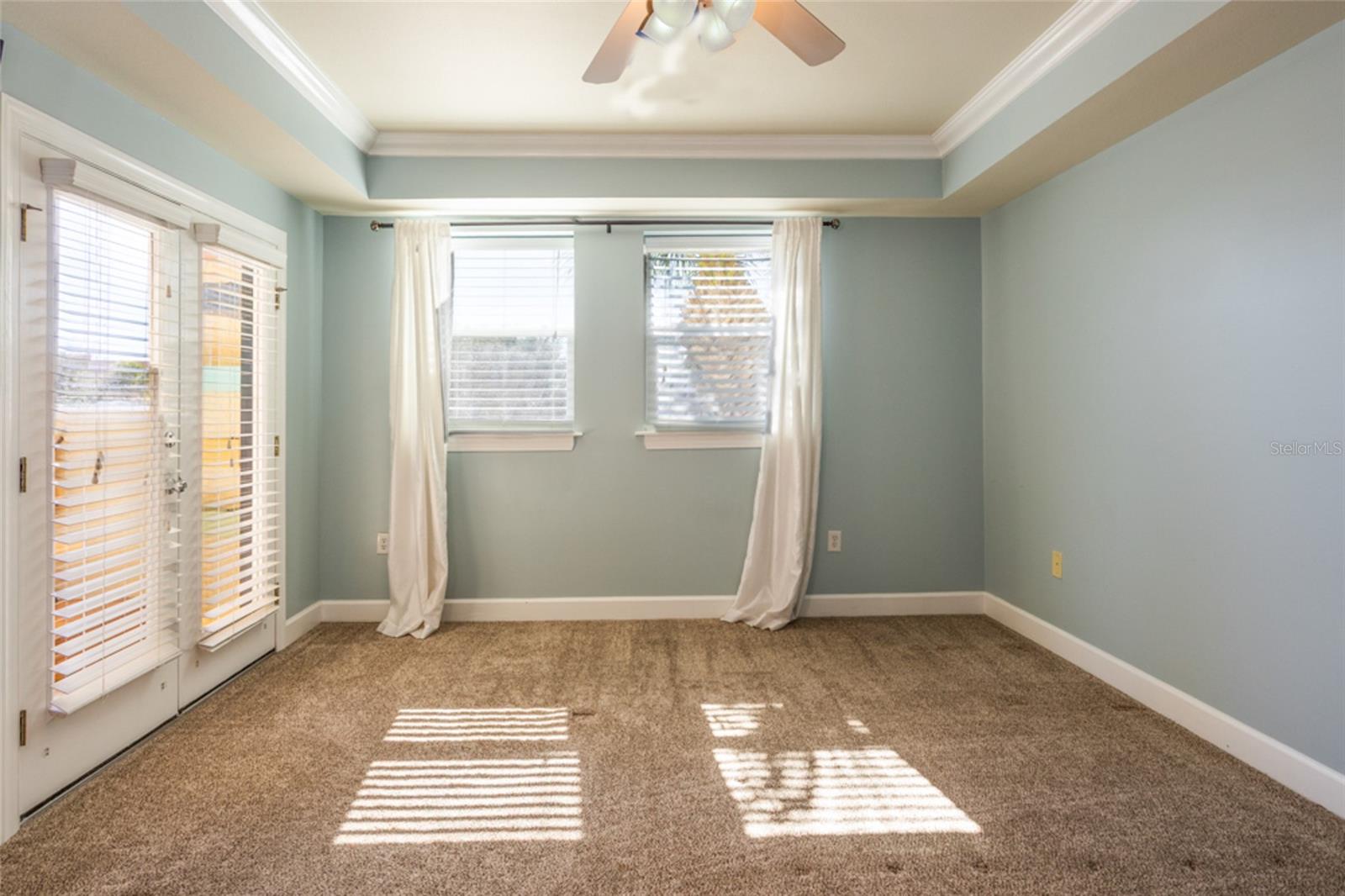 Image 22 of 53 For 300 Bella Harbor Court 101