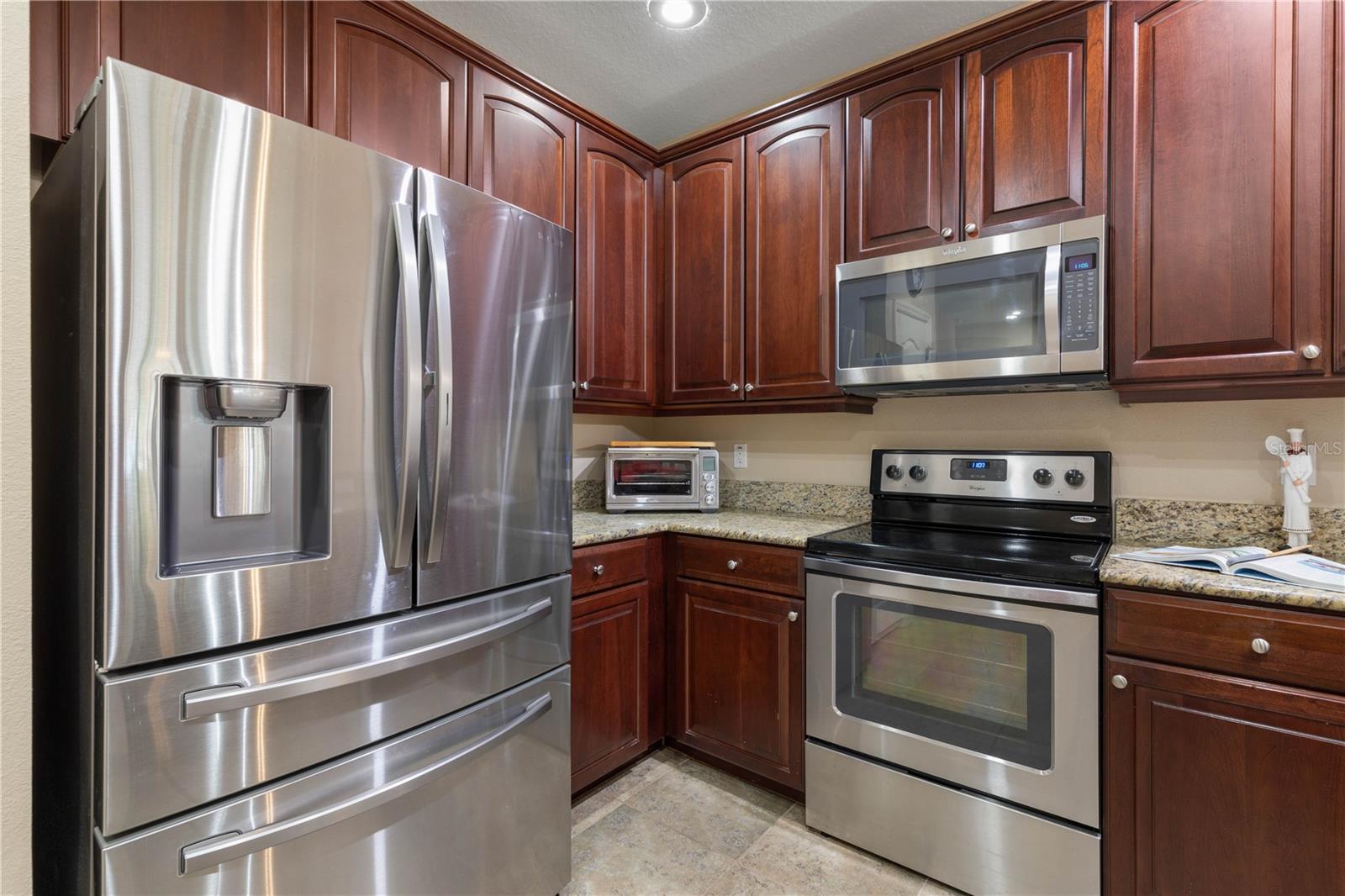 Image 18 of 74 For 115 Riverview Bend S 2113