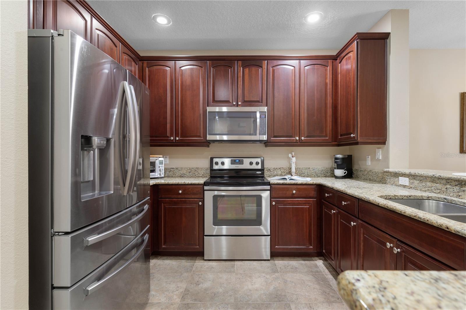 Image 19 of 74 For 115 Riverview Bend S 2113