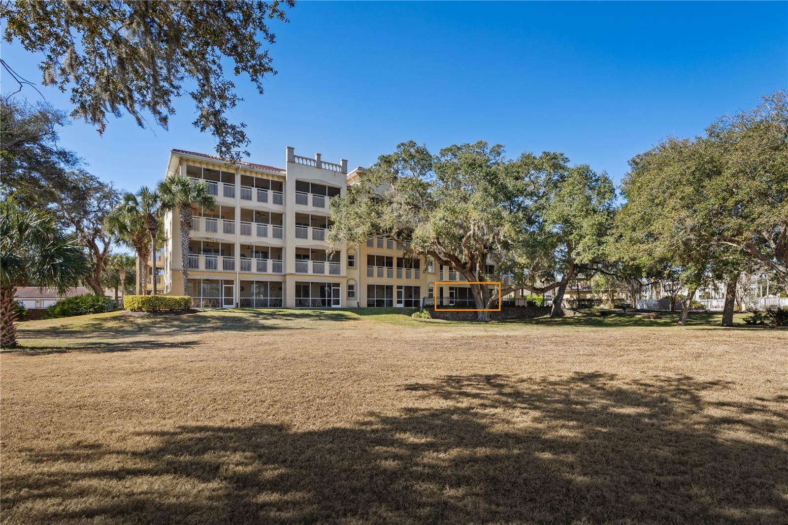 Image 33 of 74 For 115 Riverview Bend S 2113