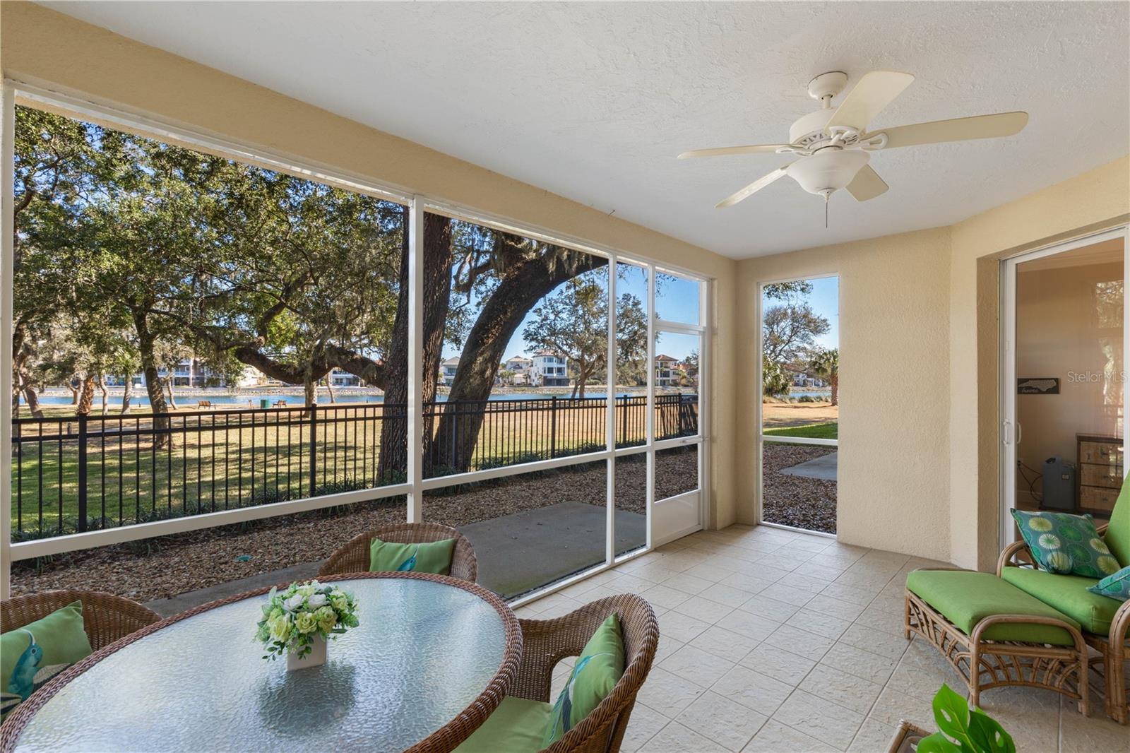 Image 4 of 74 For 115 Riverview Bend S 2113