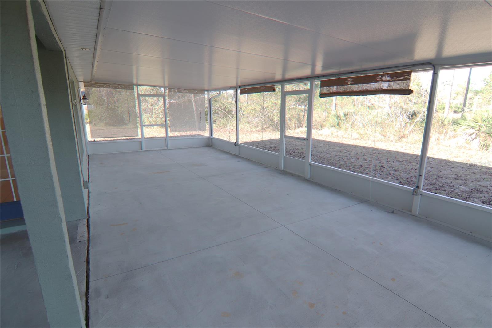 Image 16 of 20 For 11 Leaver Drive