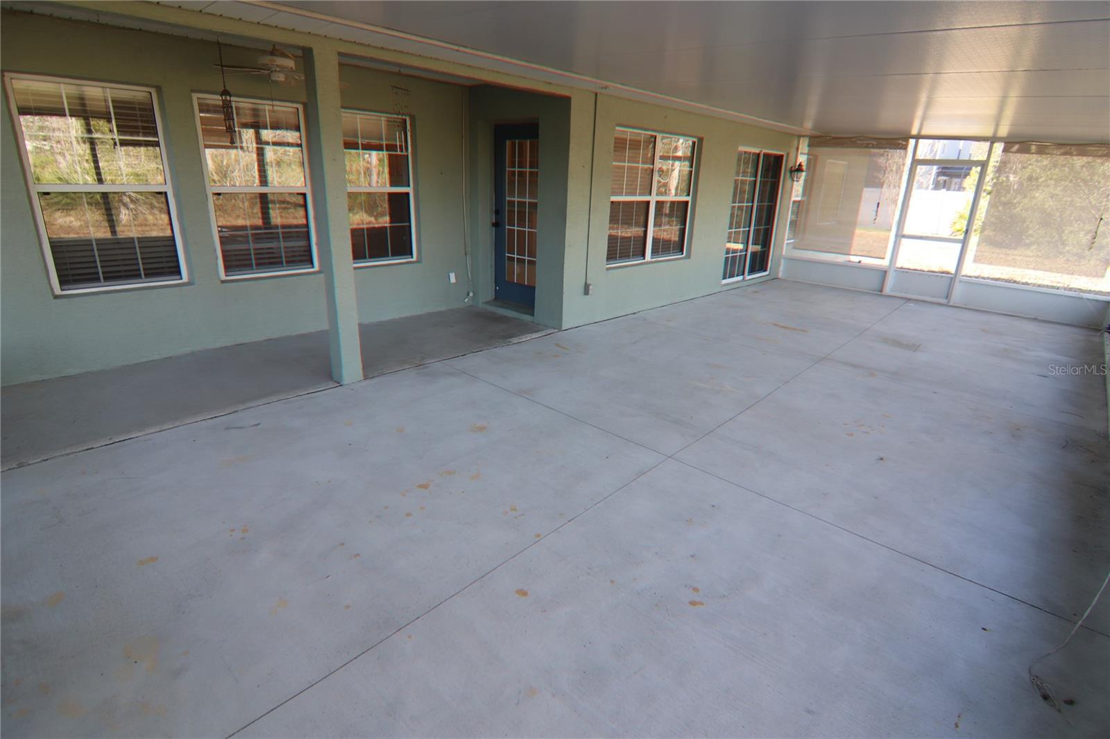 Image 17 of 20 For 11 Leaver Drive