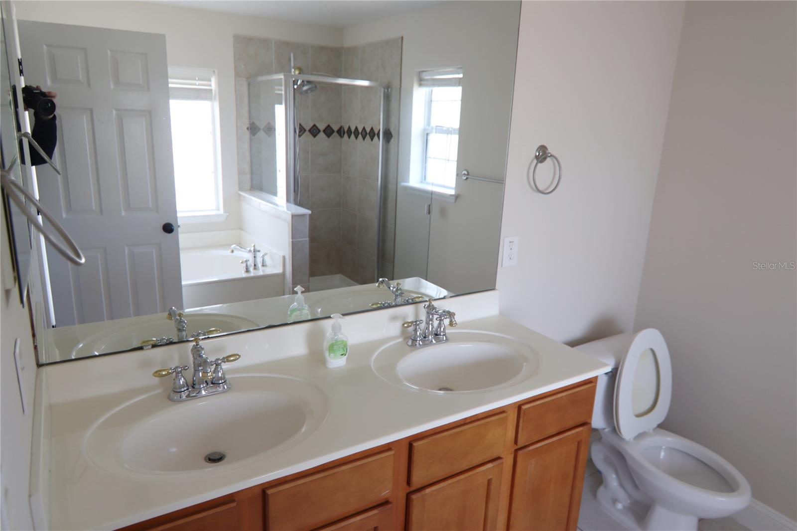 Image 8 of 20 For 11 Leaver Drive