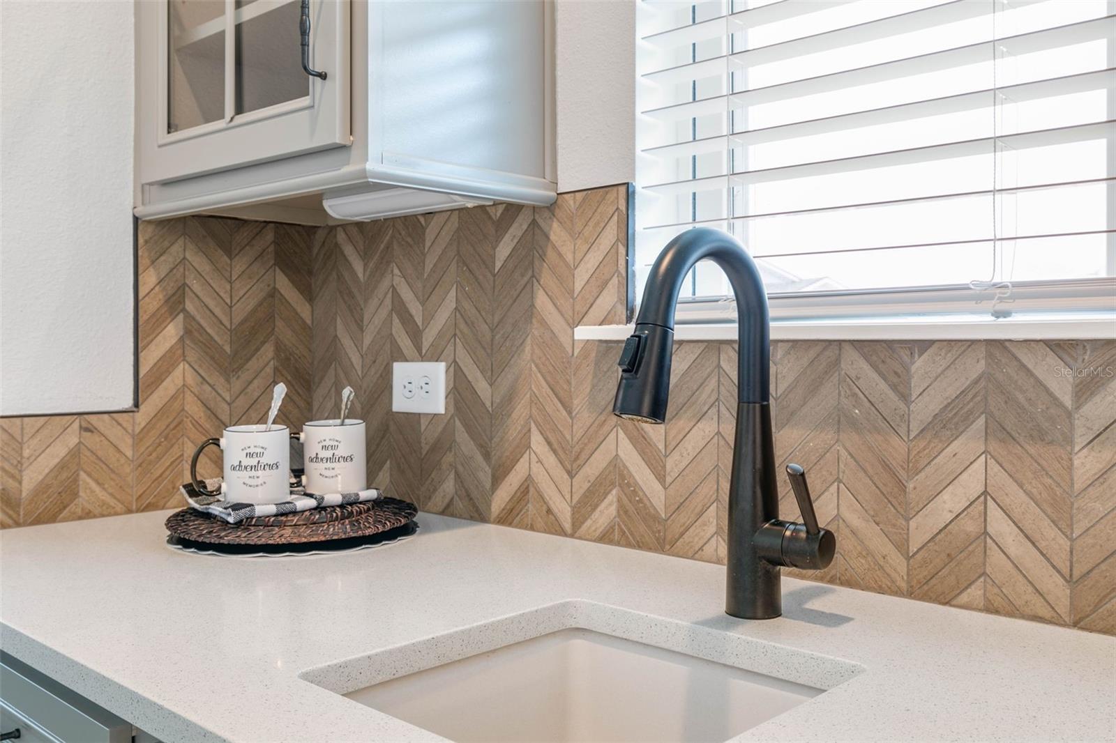 Image 22 of 75 For 13 Las Brisas Way