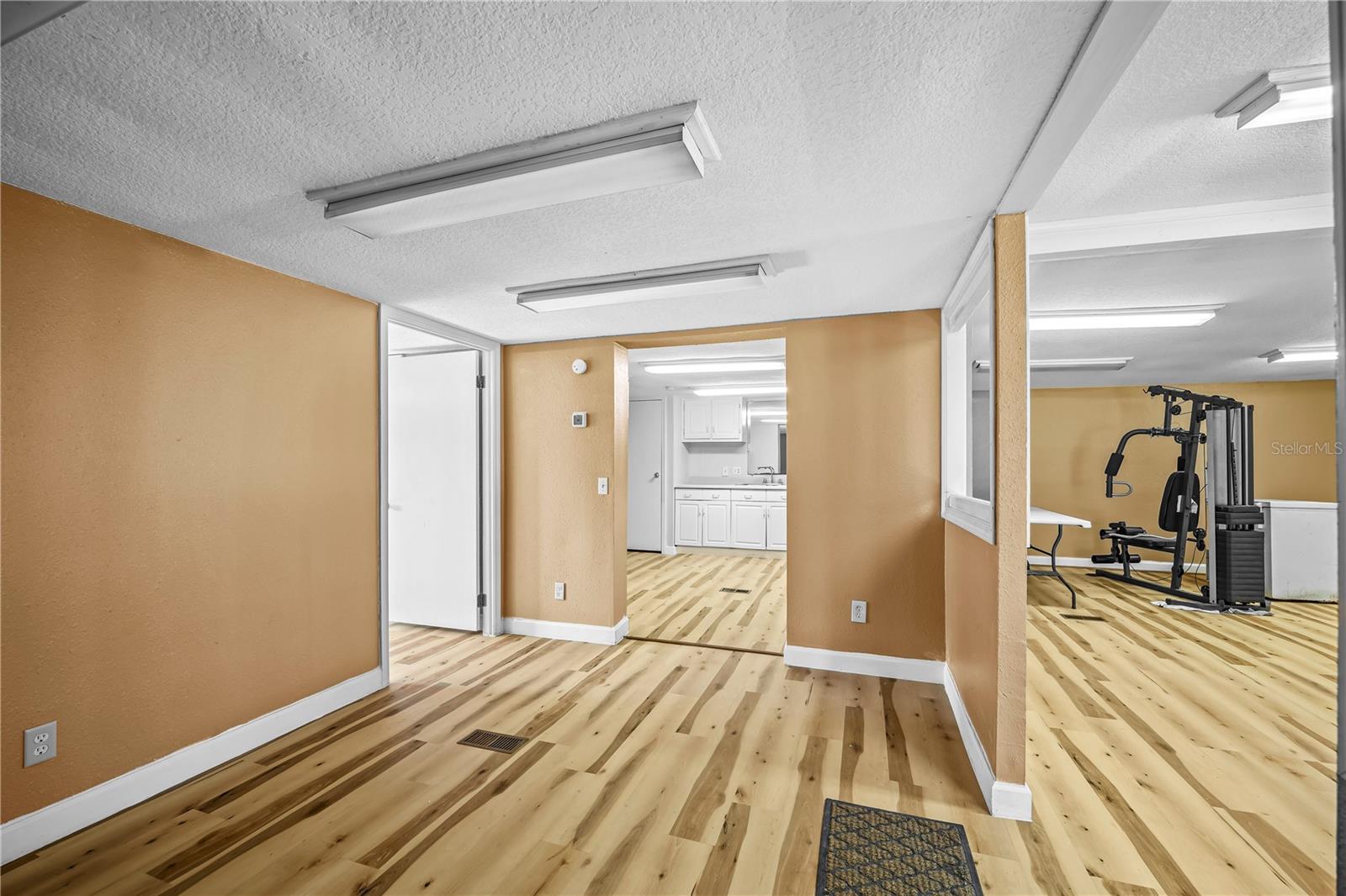 Image 30 of 56 For 35 Cinnamon Street