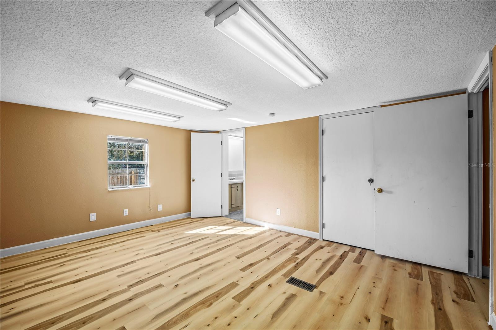 Image 35 of 56 For 35 Cinnamon Street