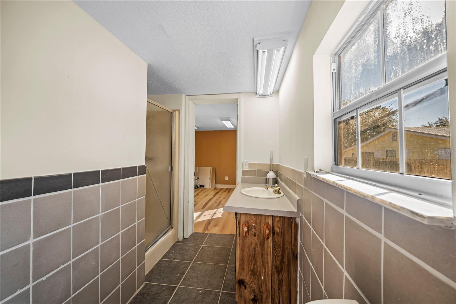 Image 37 of 56 For 35 Cinnamon Street