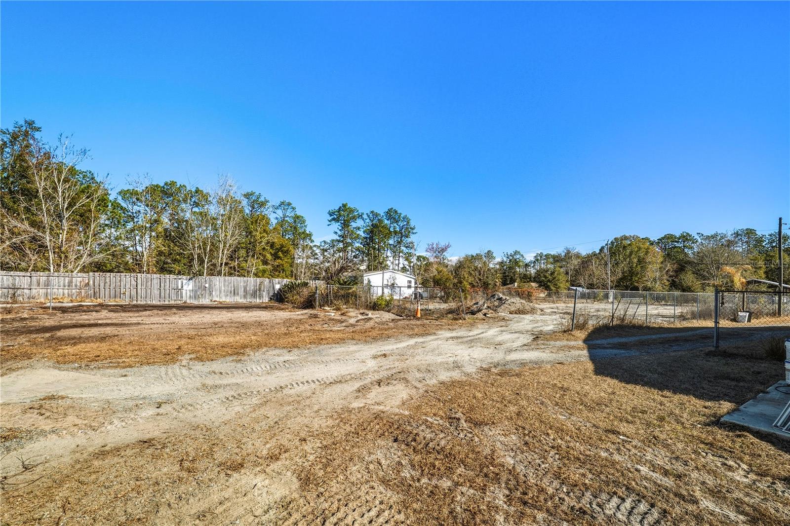 Image 50 of 56 For 35 Cinnamon Street