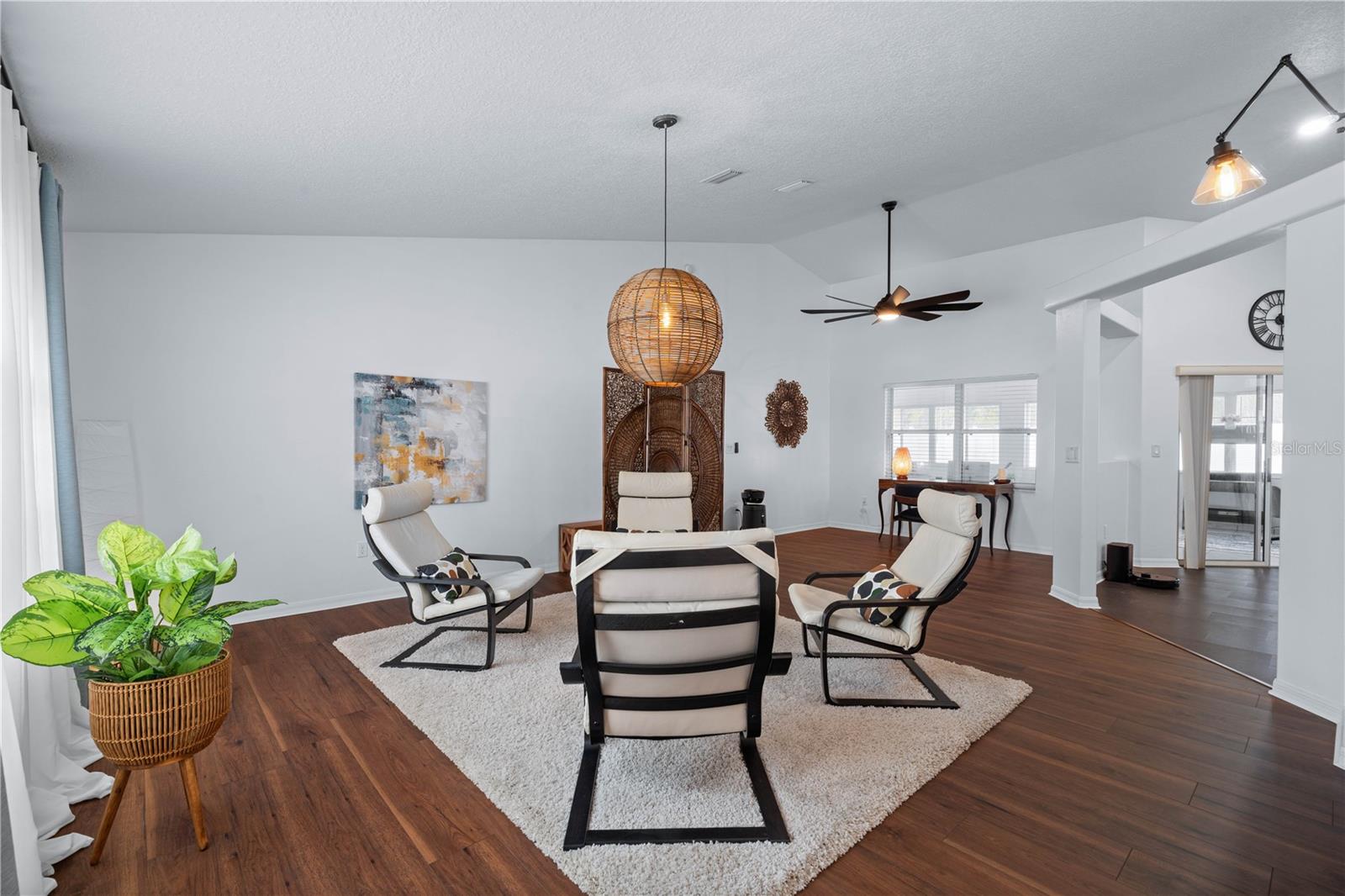 Image 9 of 51 For 55 Westgrill Drive