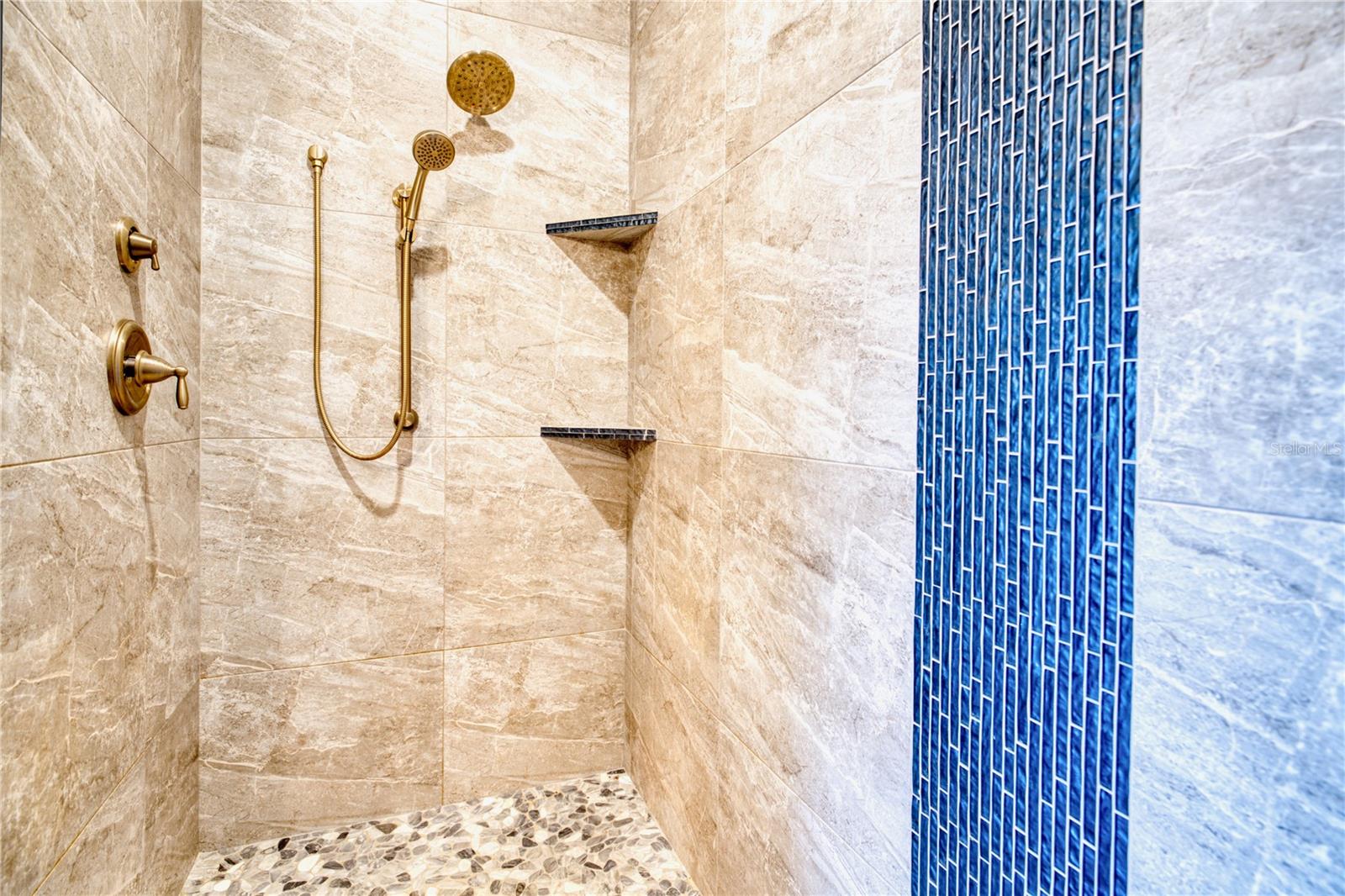 Image 16 of 65 For 15 Dogwood Terrace