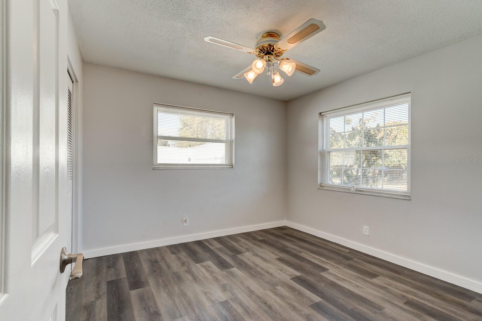 Image 17 of 27 For 888 Coquina Drive