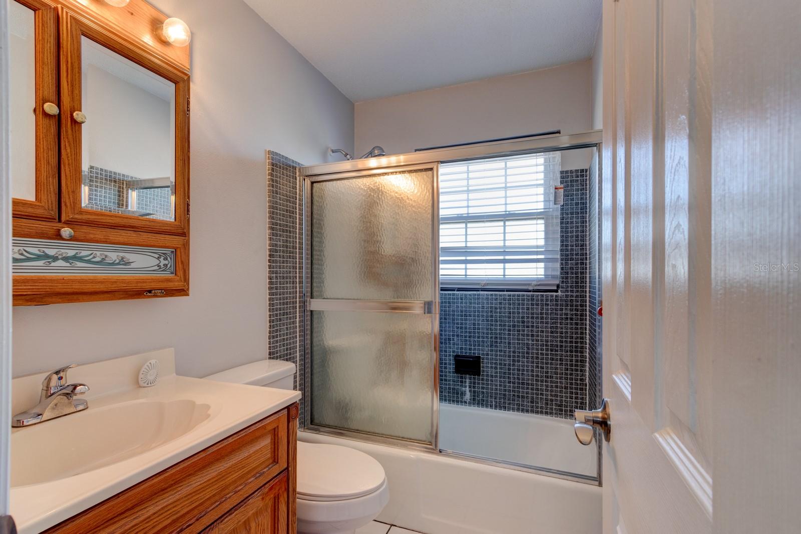 Image 19 of 27 For 888 Coquina Drive