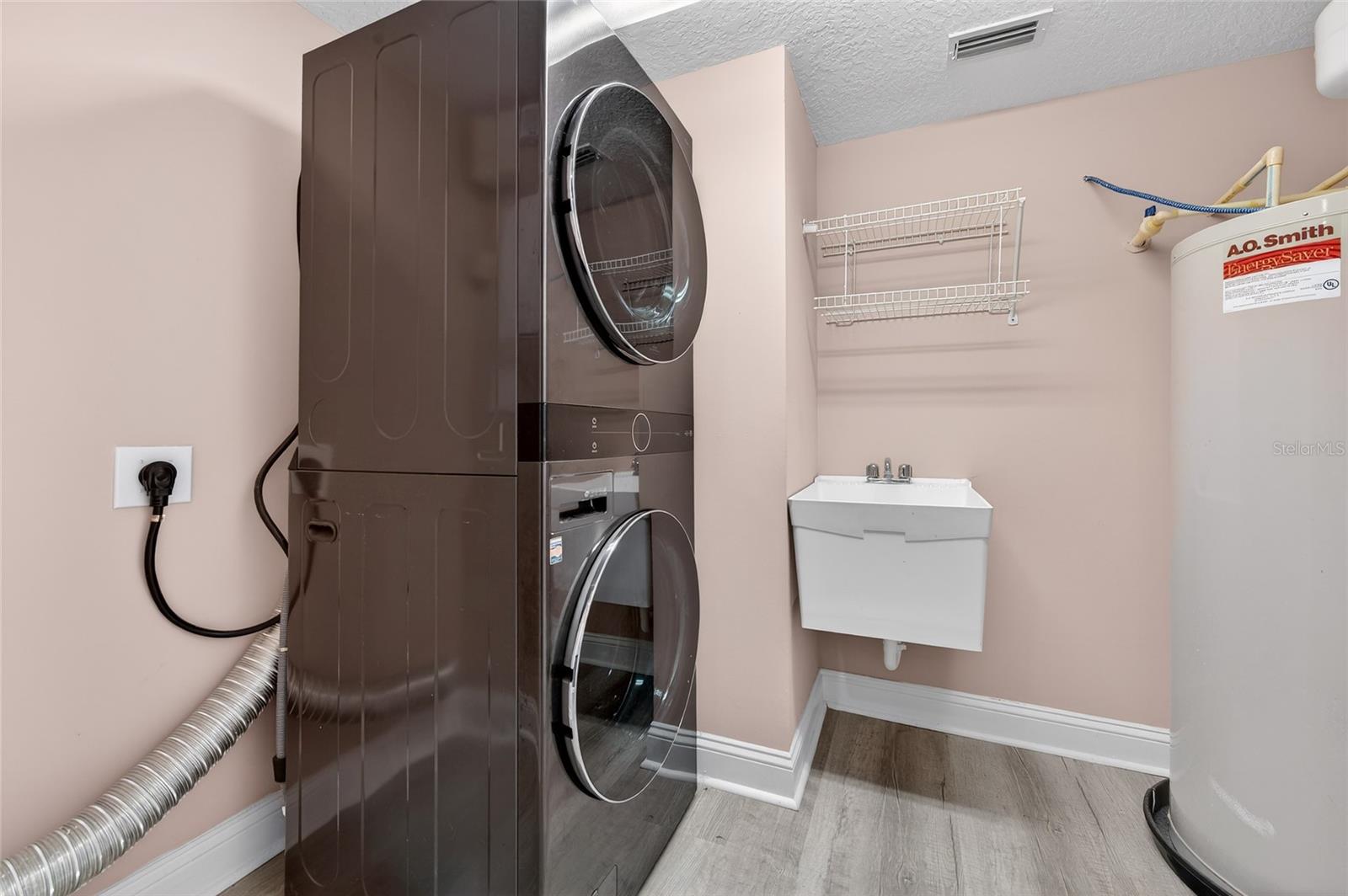 Image 20 of 53 For 4670 Links Village Drive A304