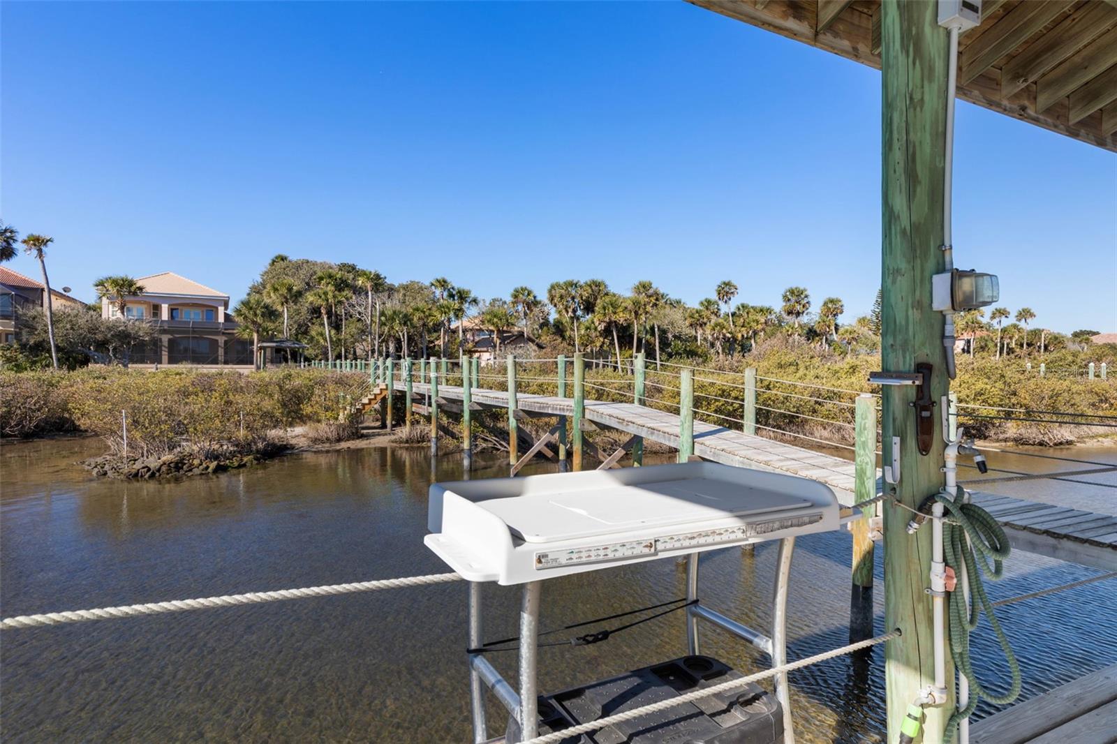 Image 26 of 97 For 11 Riverwalk Drive