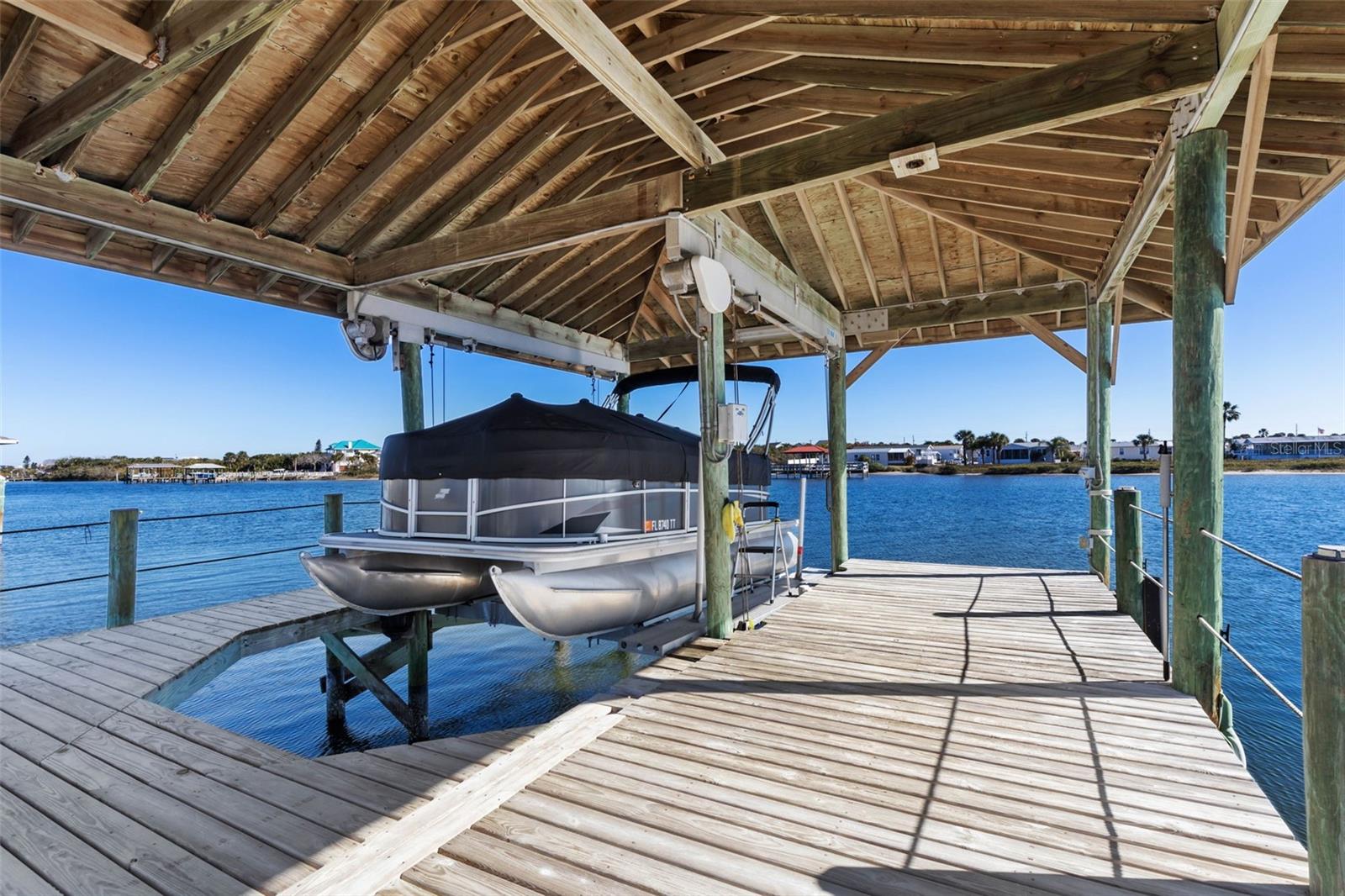 Image 29 of 97 For 11 Riverwalk Drive