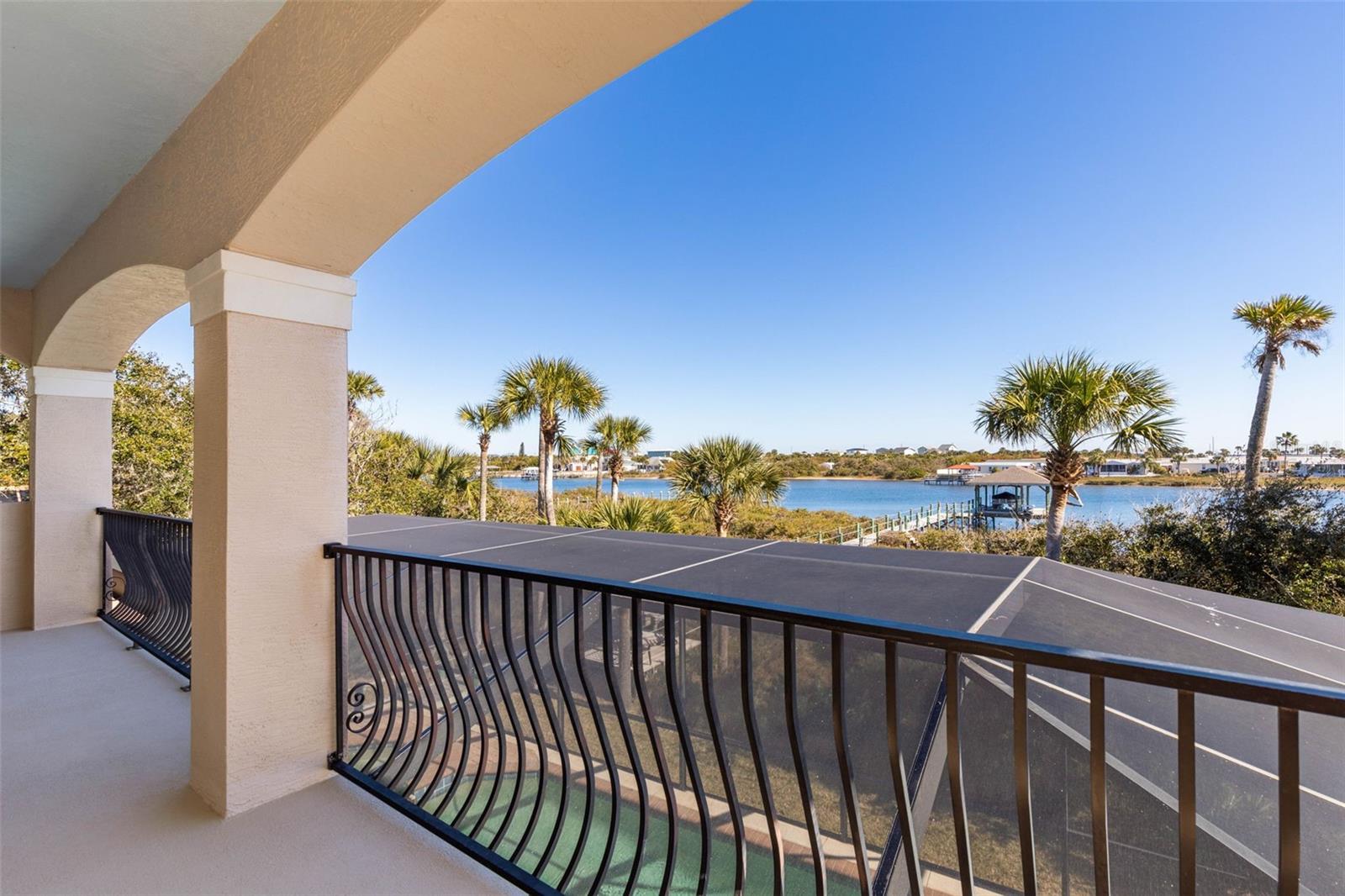 Image 52 of 97 For 11 Riverwalk Drive