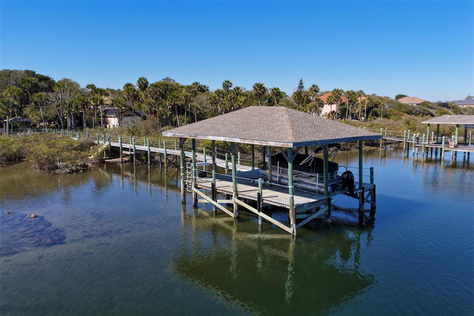 Image 71 of 97 For 11 Riverwalk Drive