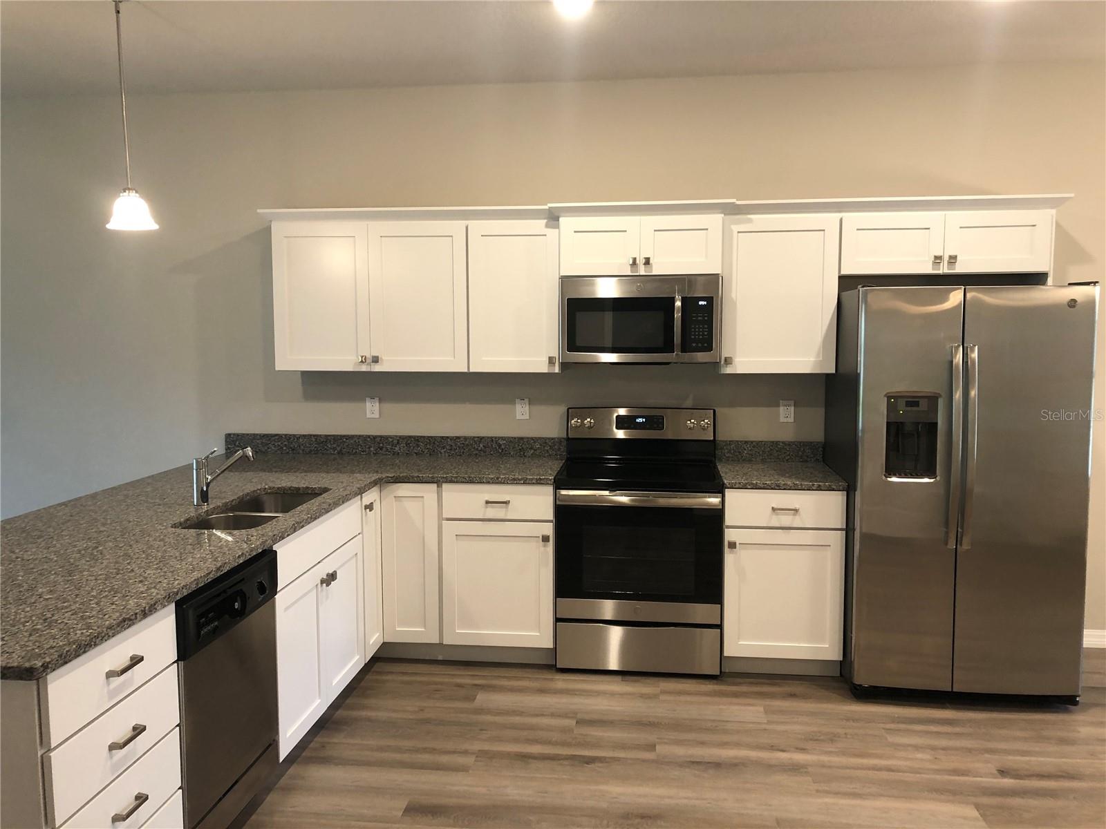 Image 14 of 15 For 35 Wood Arbor Lane B