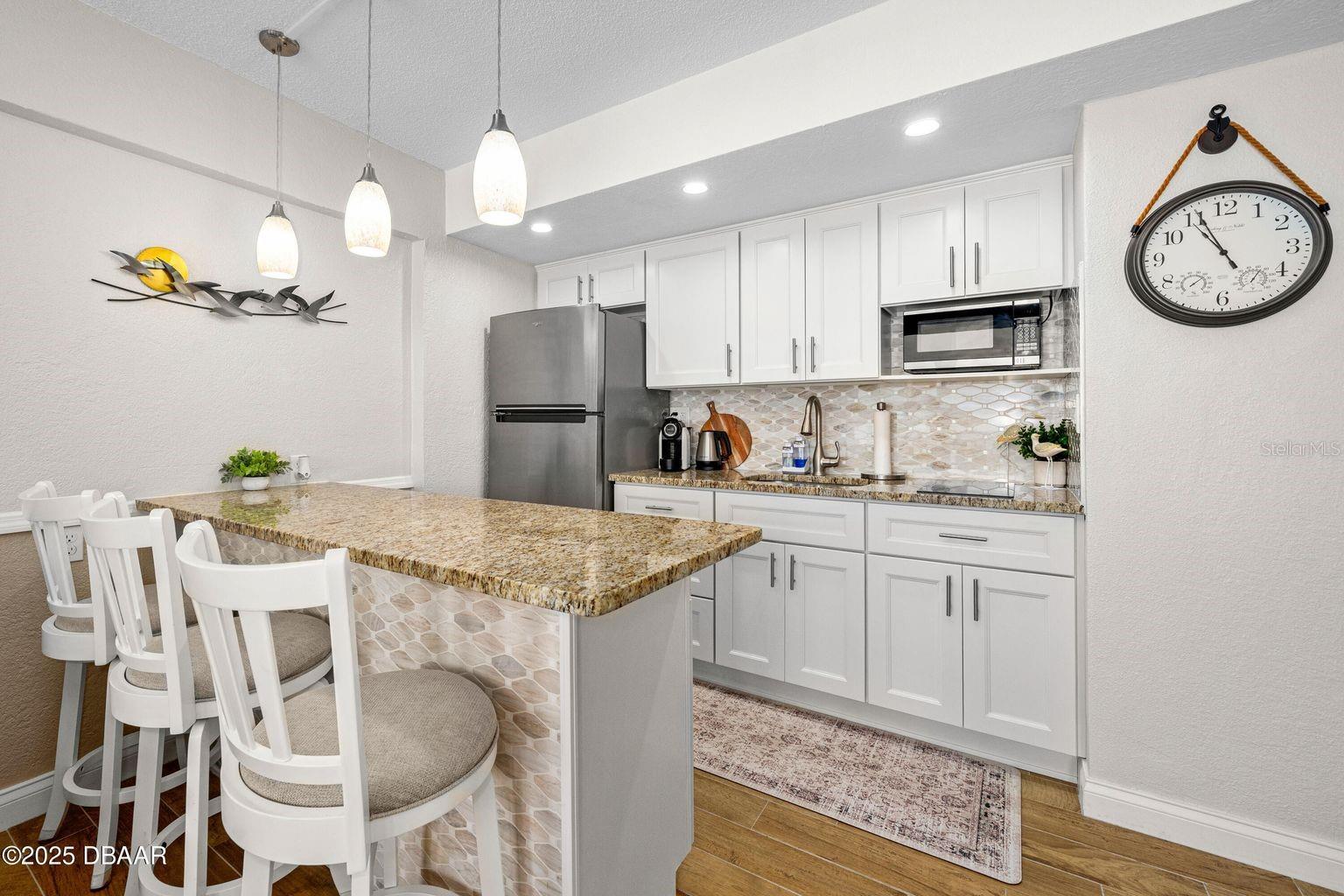 Image 16 of 45 For 2301 Atlantic Avenue 524