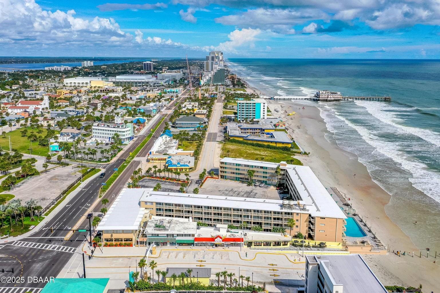 Image 21 of 31 For 219 Atlantic Avenue 333