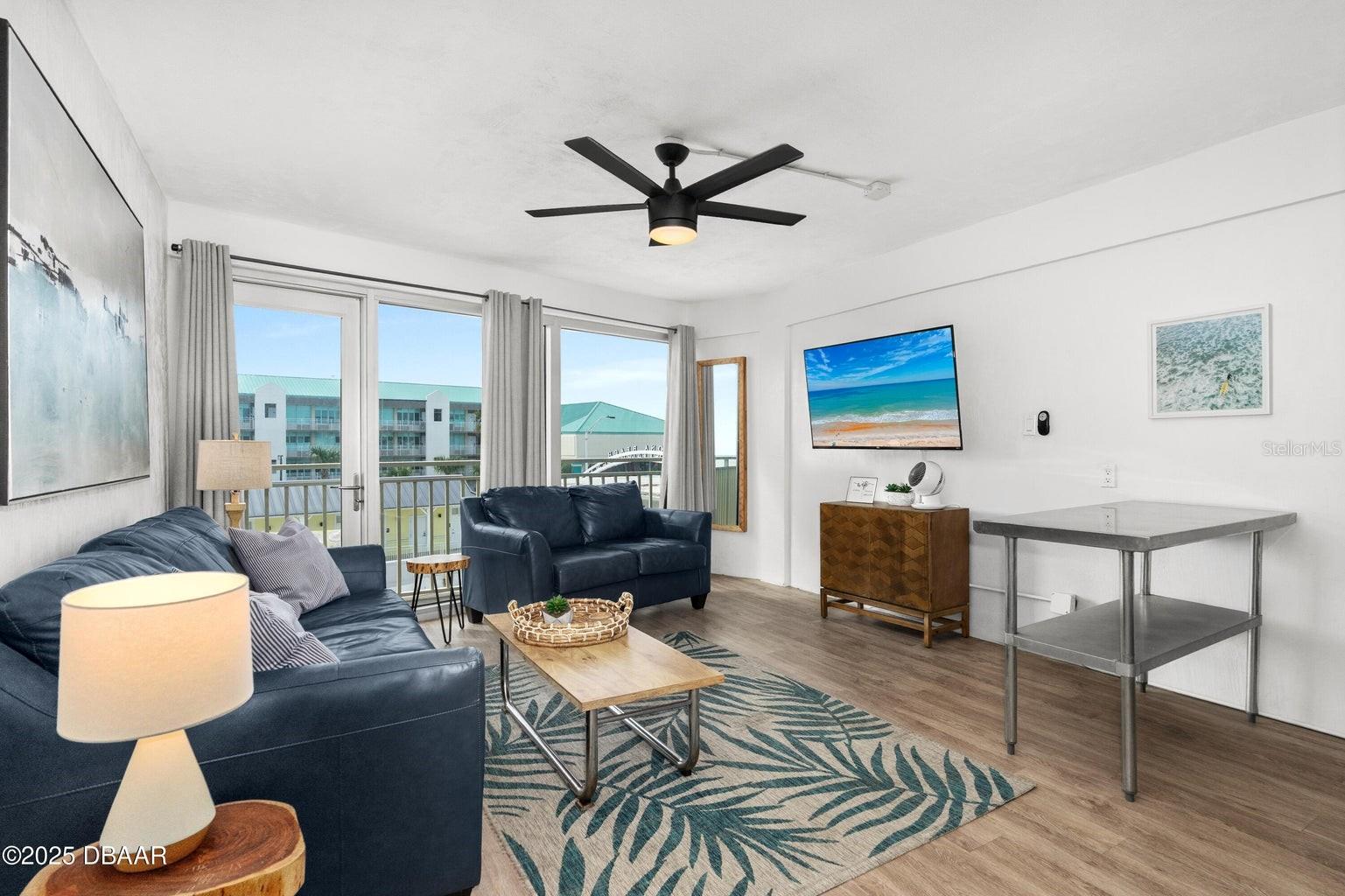 Image 9 of 31 For 219 Atlantic Avenue 333