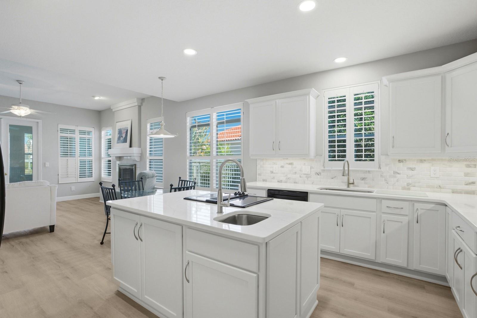 Image 10 of 42 For 13 Madeira Court