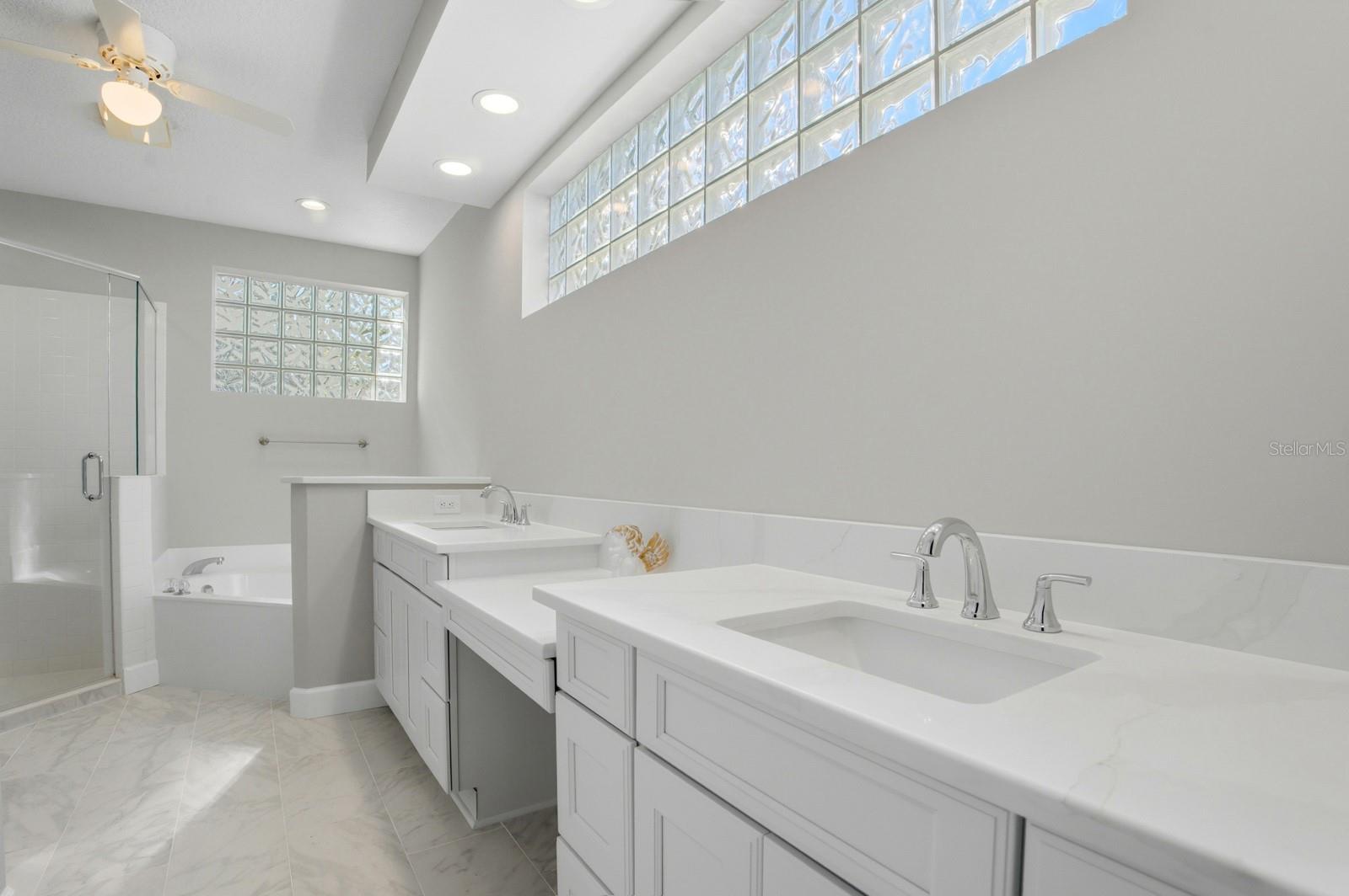 Image 16 of 42 For 13 Madeira Court