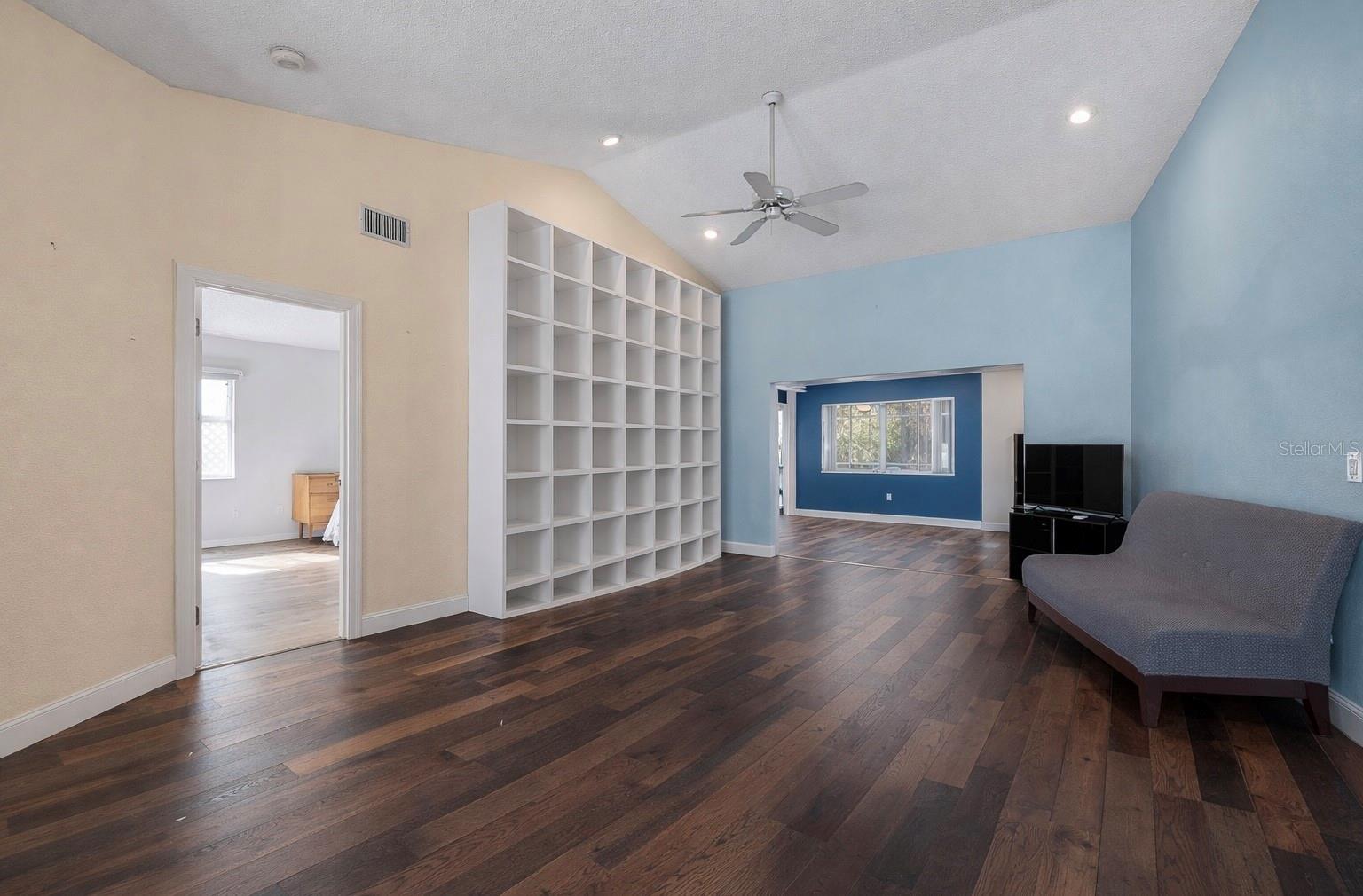 Image 10 of 53 For 21 Fulton Place