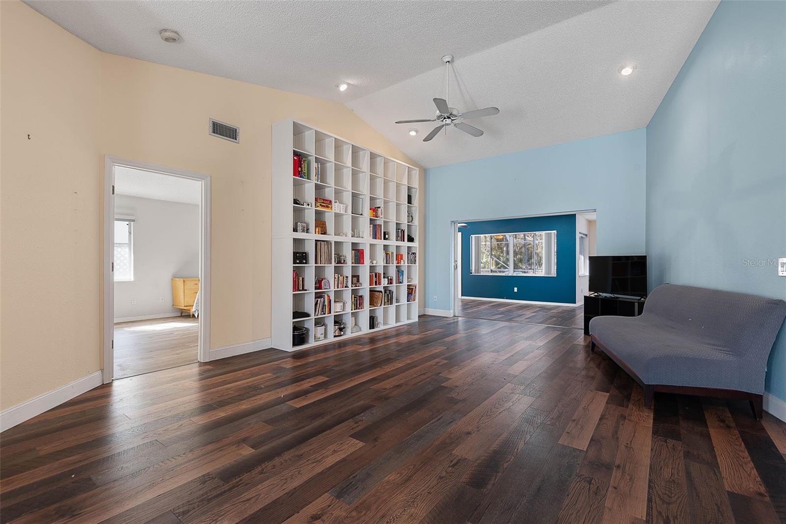 Image 11 of 53 For 21 Fulton Place